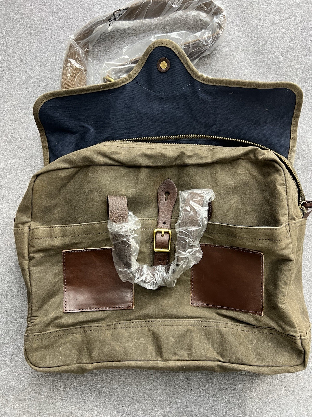 J CREW Abingdon Waxed Canvas Briefcase –