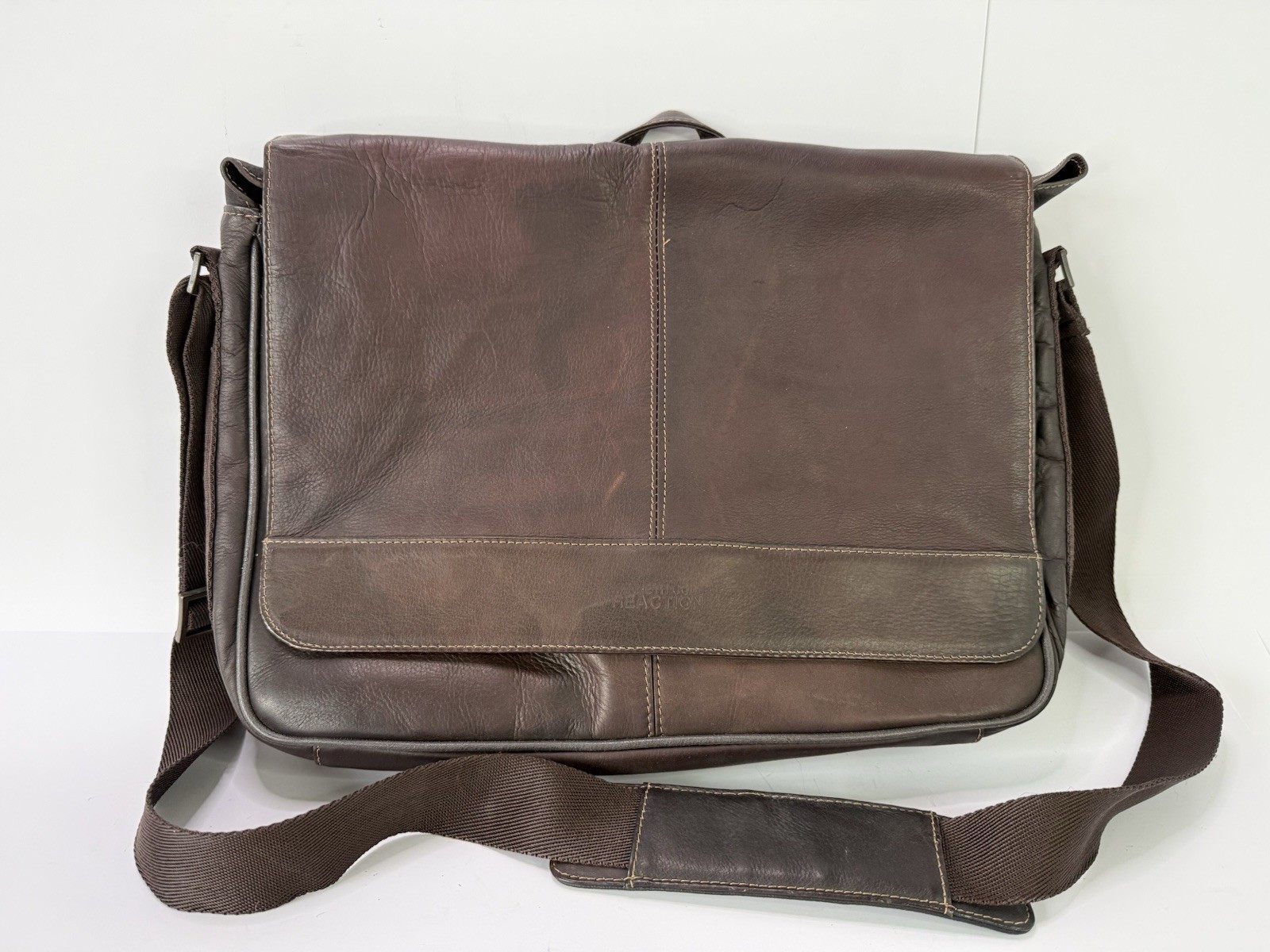 Kenneth Cole Reaction Brown Leather Messenger Bag Laptop Case Risky Business