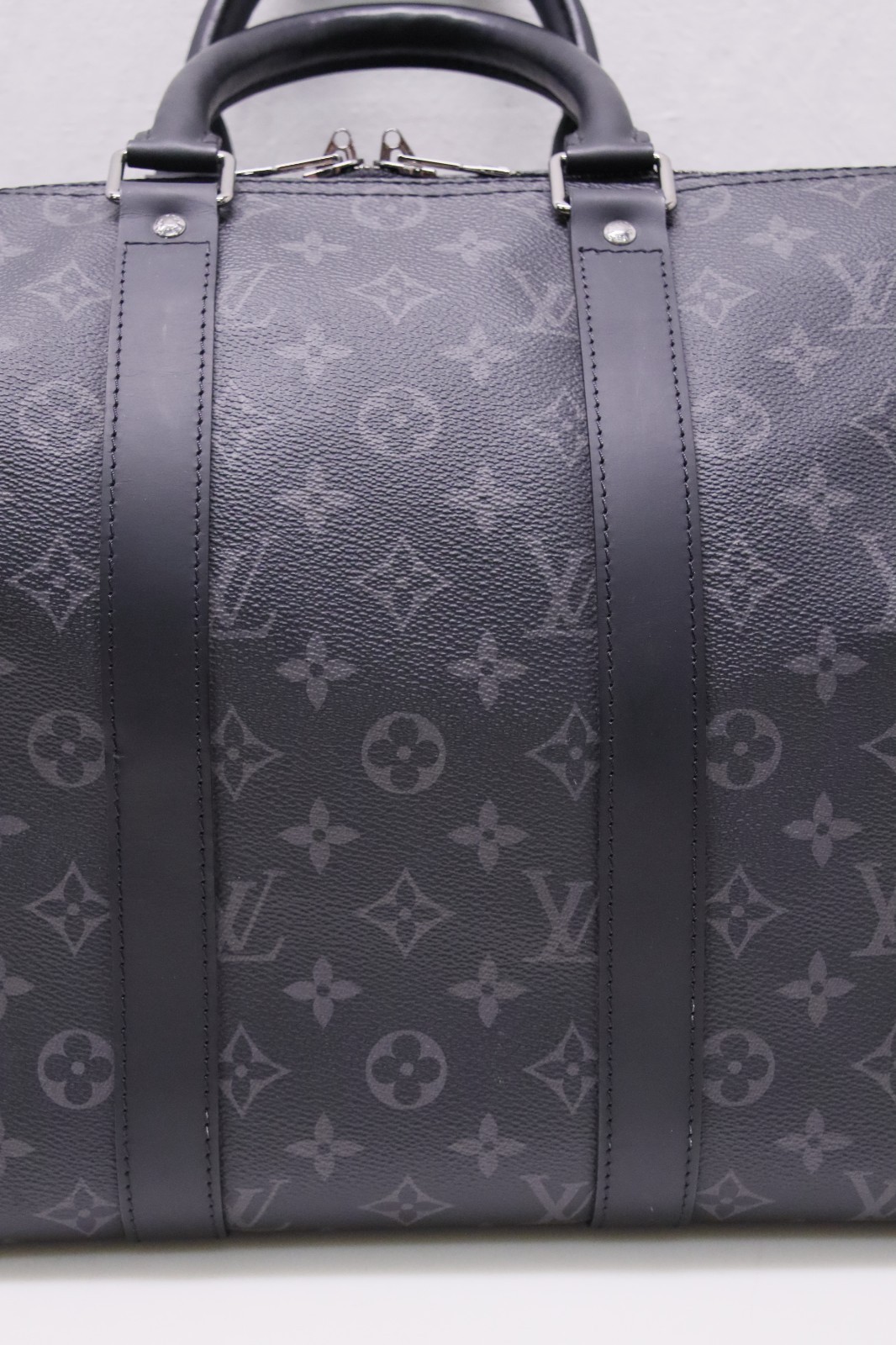 Louis Vuitton Keepall 45 Bandouliere Damier Graphite LV Travel Duffle Bag MB3137