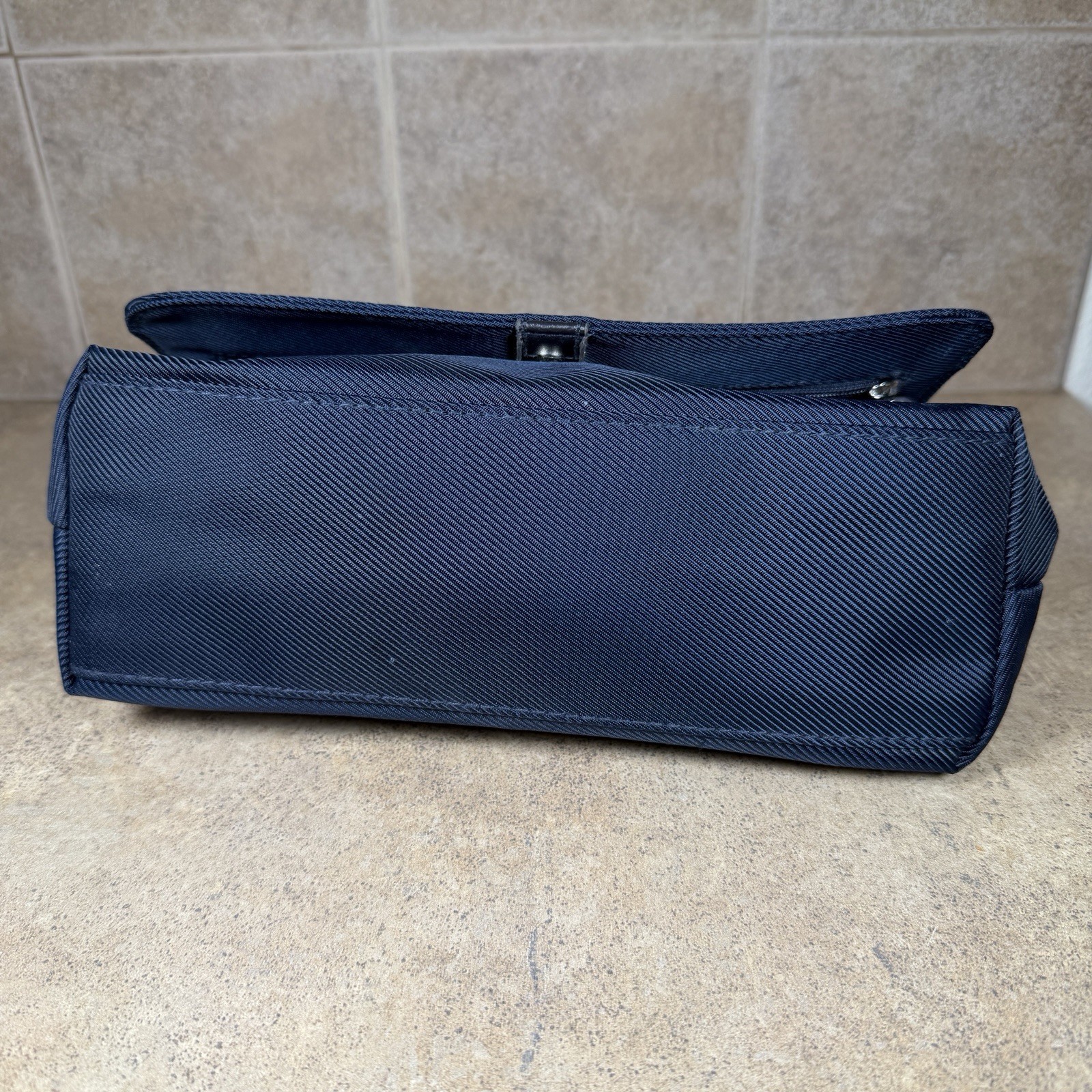 Giorgio Armani Men’s Toiletry Bag Pouch Blue Hanger Travel Dopp