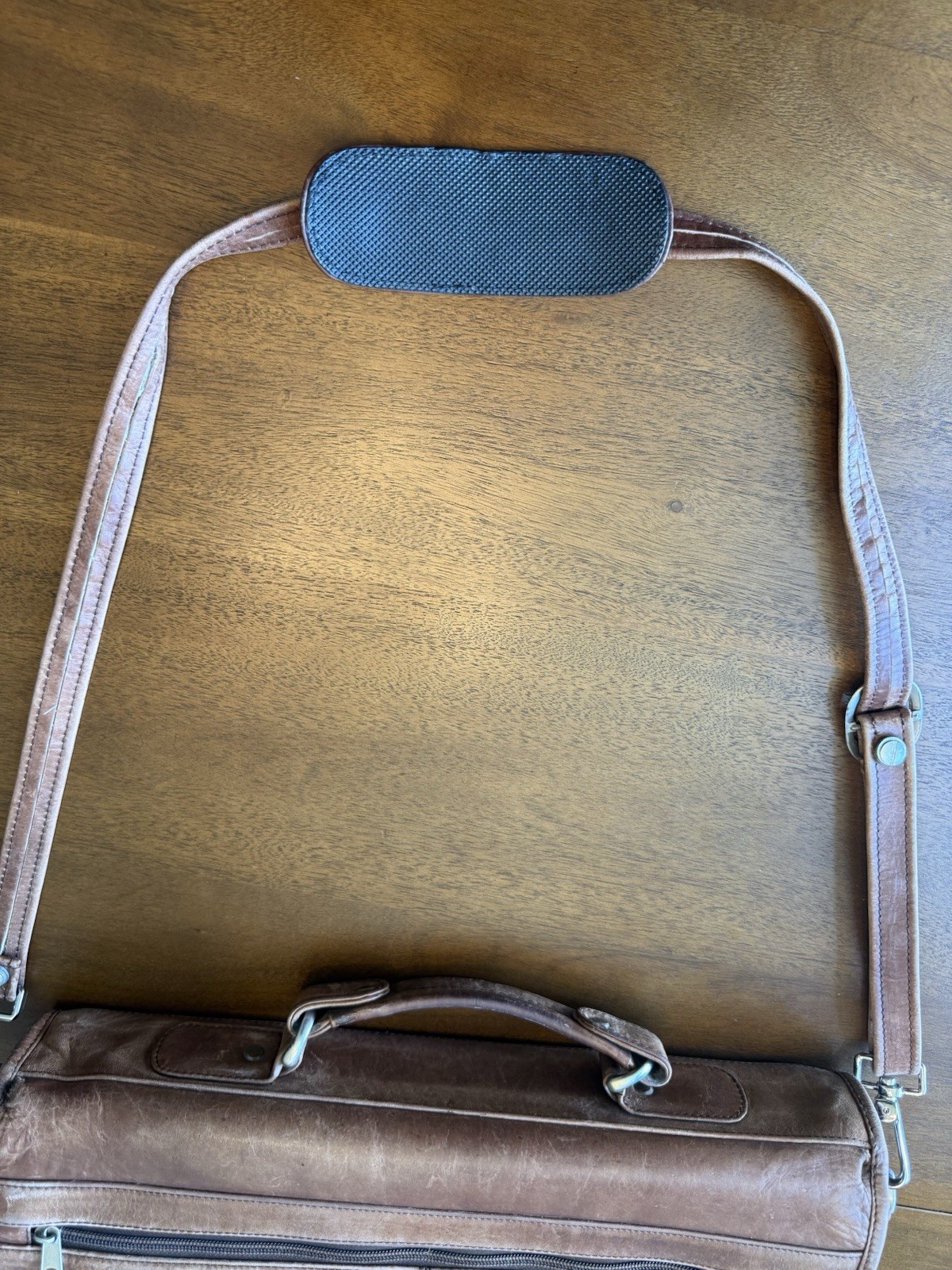 Briefcase Brown Leather Toggle Clasps Shoulder Strap & Top Handle Vintage 1990s