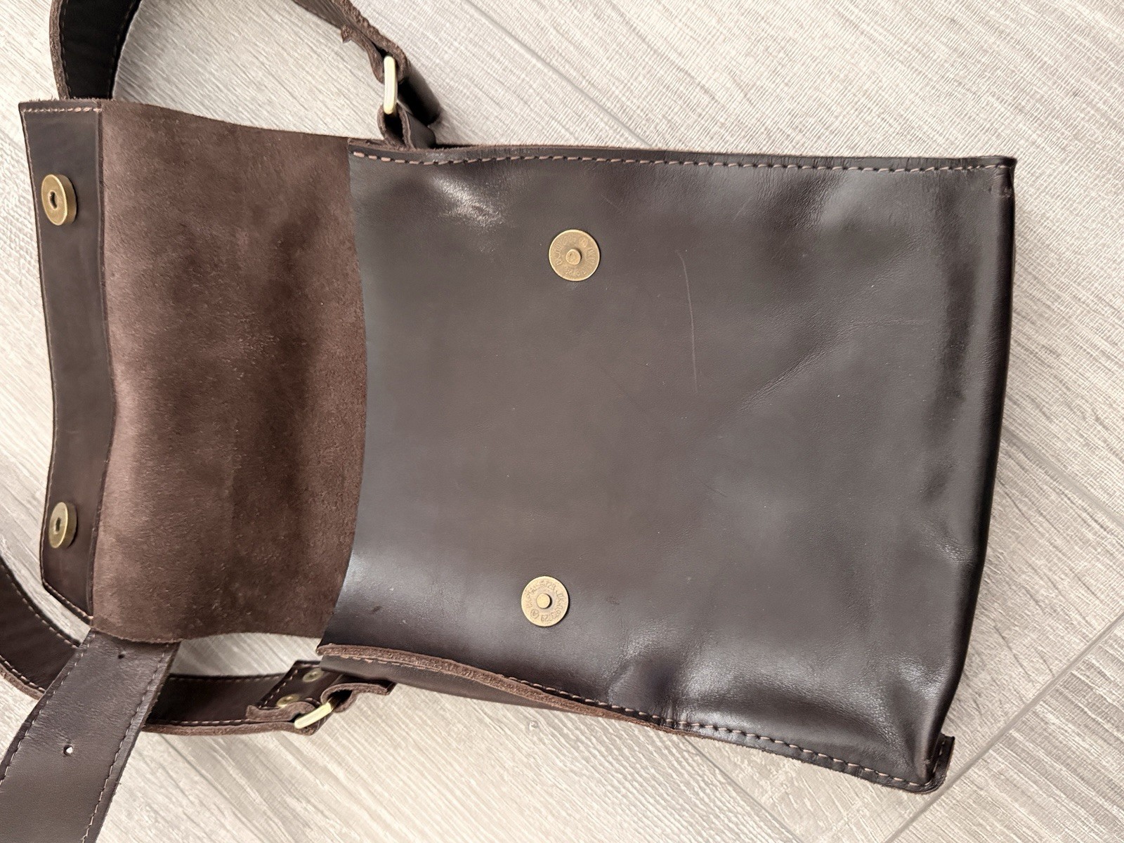 Brown Small Crossbody Bag Magnetic Closure Adjustable Strap Brass Hardware