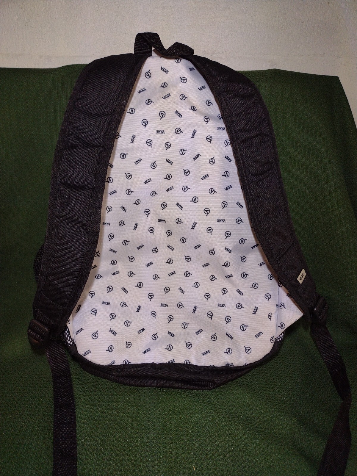 Vans Old Skool Unisex Off The Wall Backpack Black White