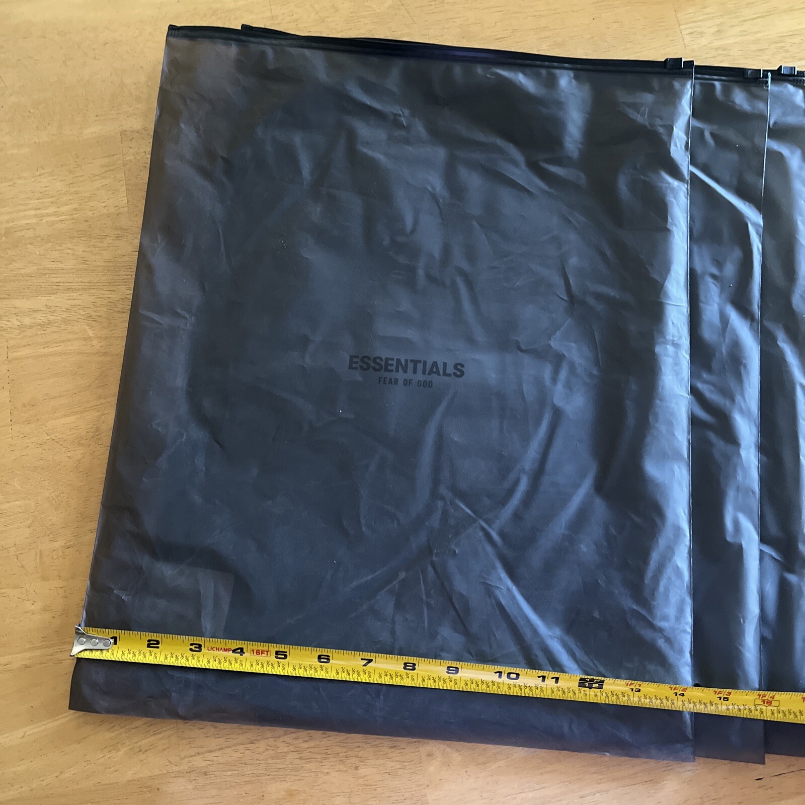 Lot of 4 Fear of God Essentials Shirt Ziploc Slide Clothing Dark Retail Bags LG