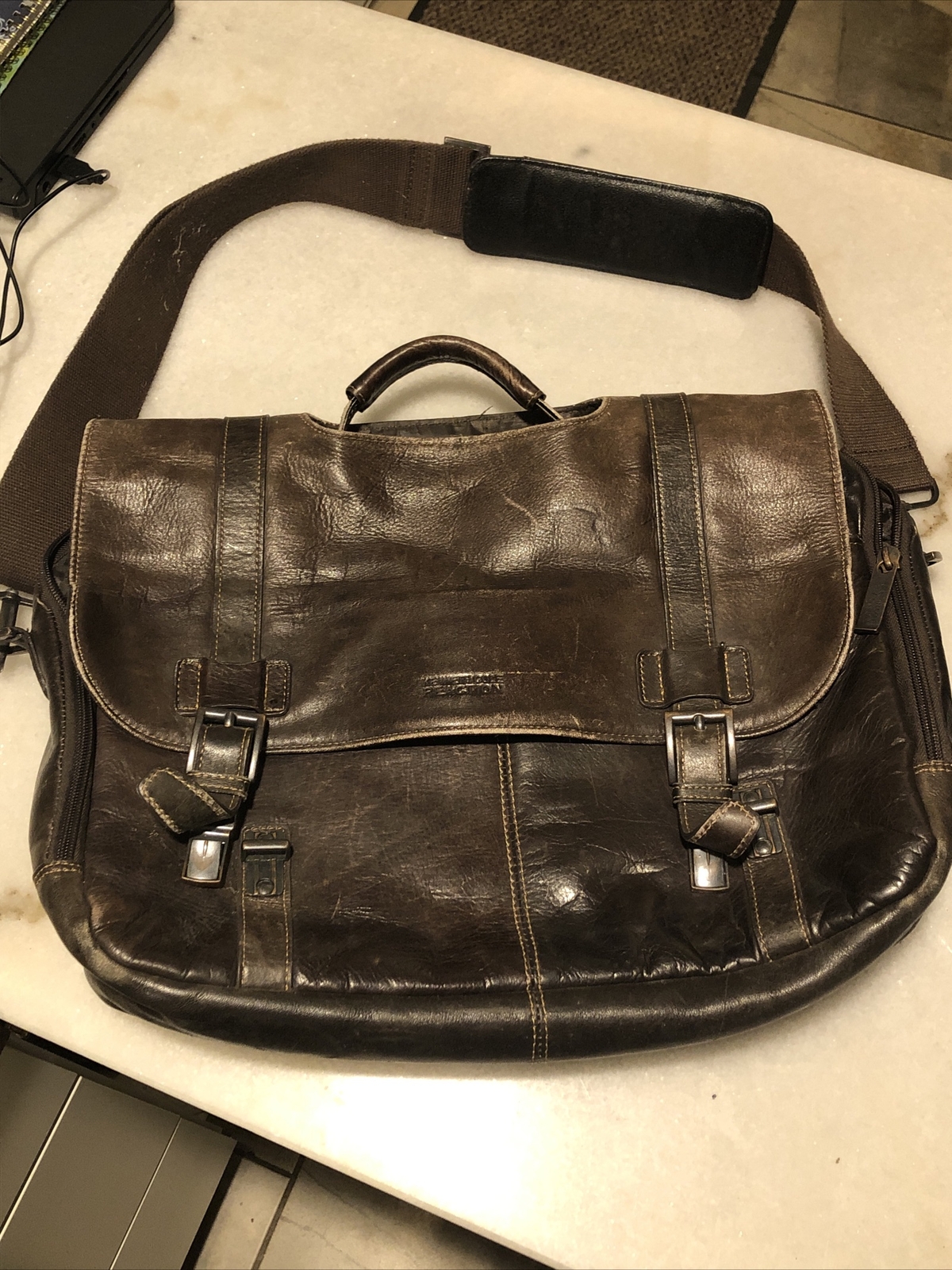Kenneth Cole Reaction Show Business Messenger Bag, Brown 16” x 12.5” x 4”