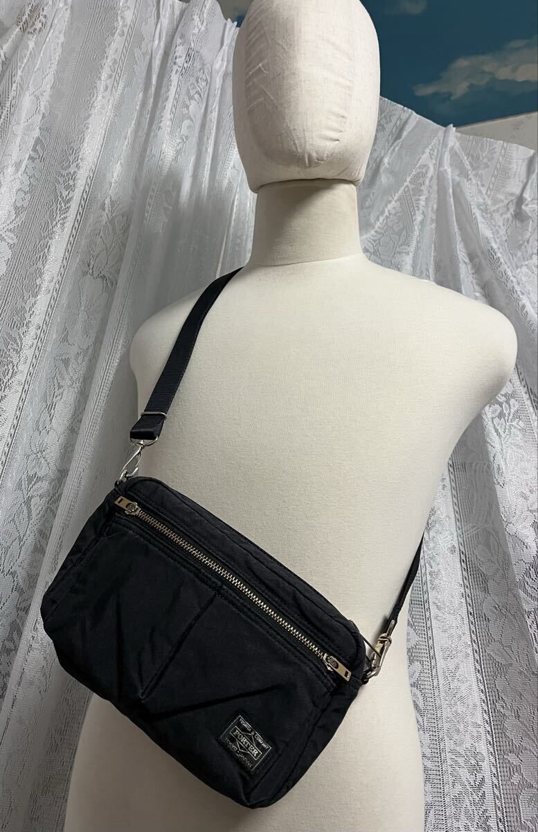 PORTER DRAFT Shoulder Bag Water Repellent Black Paper Nylon Fabric 16x24x4cm