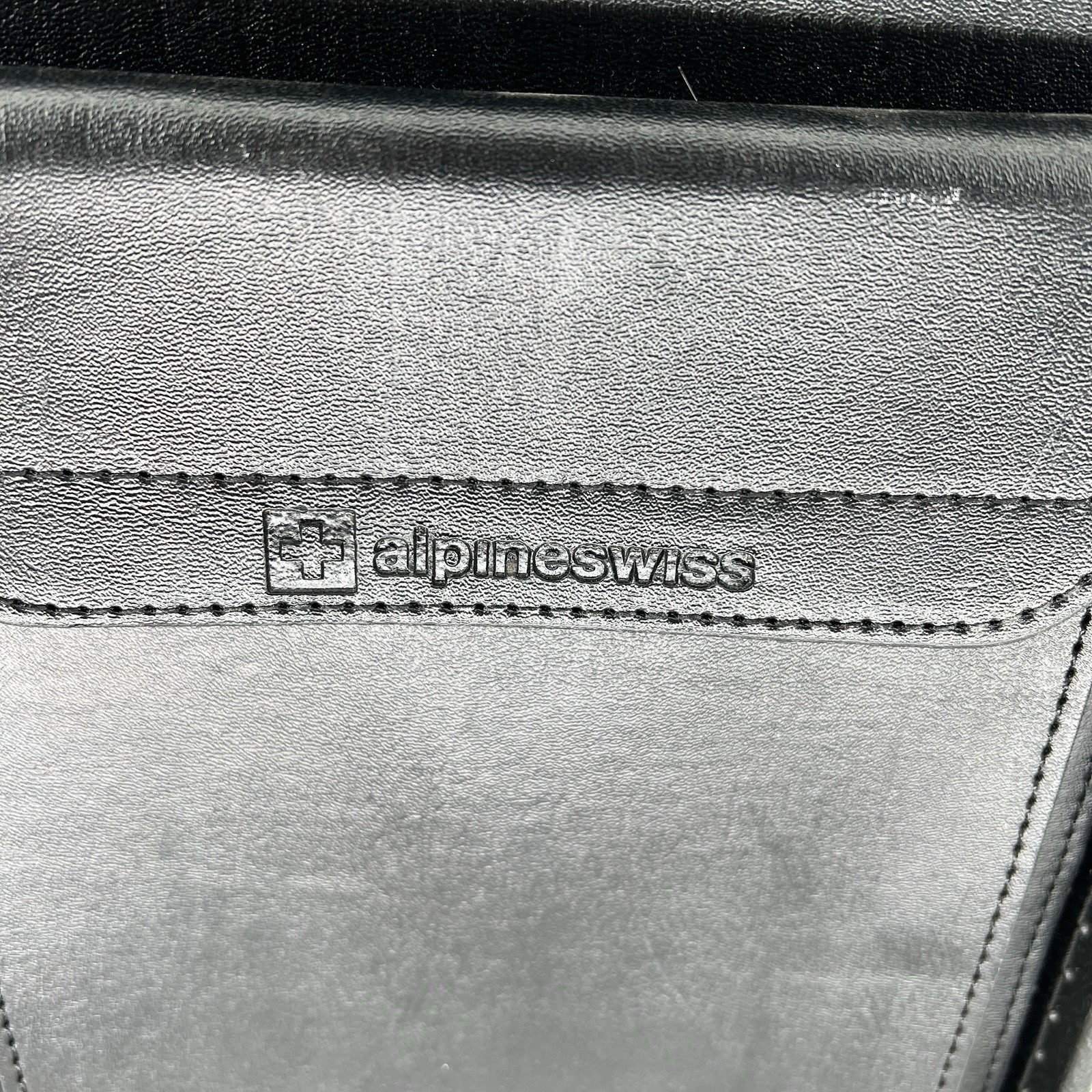 Alpine Swiss 19 Wheeled Briefcase Rolling Case Sales Sample Pilot Lawyer Attache