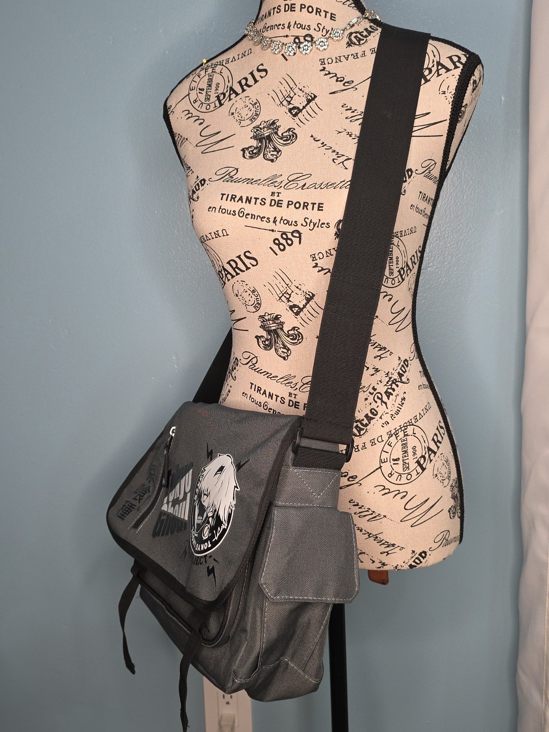 Anime Tokyo Ghoul Shoulder Bag Attack on Titan Messenger Satchel School Bag
