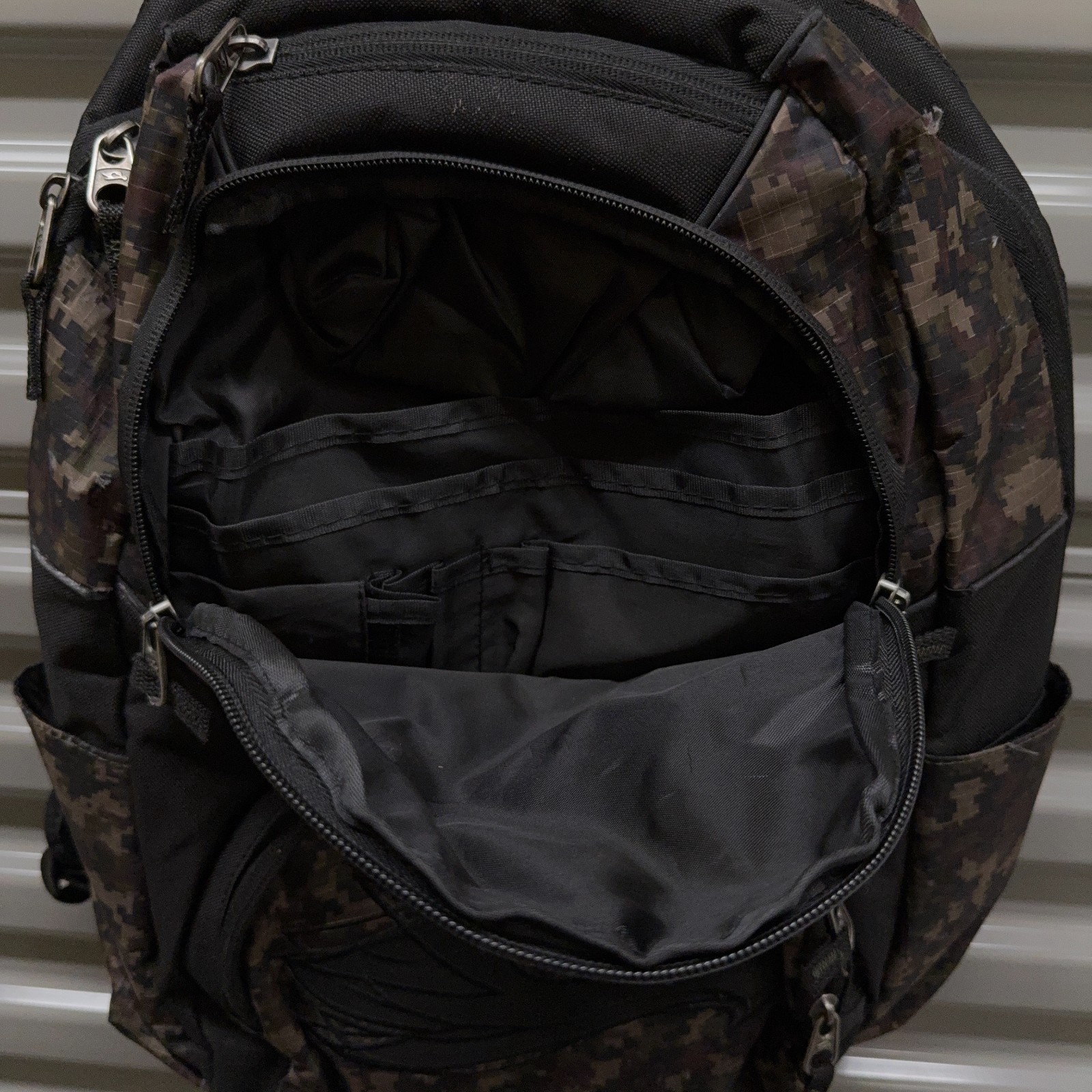Tony Hawk Explosion Backpack Adult Green Digital Camo Outdoor Travel Hiking