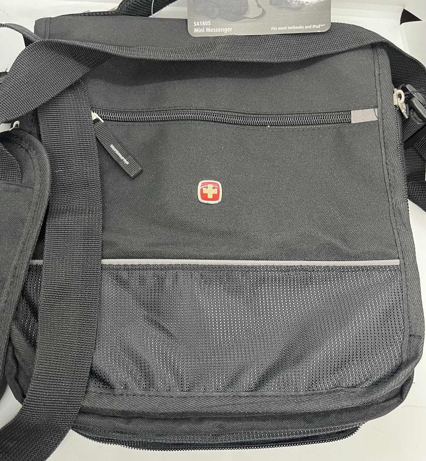 NWT Swiss Gear Mini Messenger Bag Black SA1805