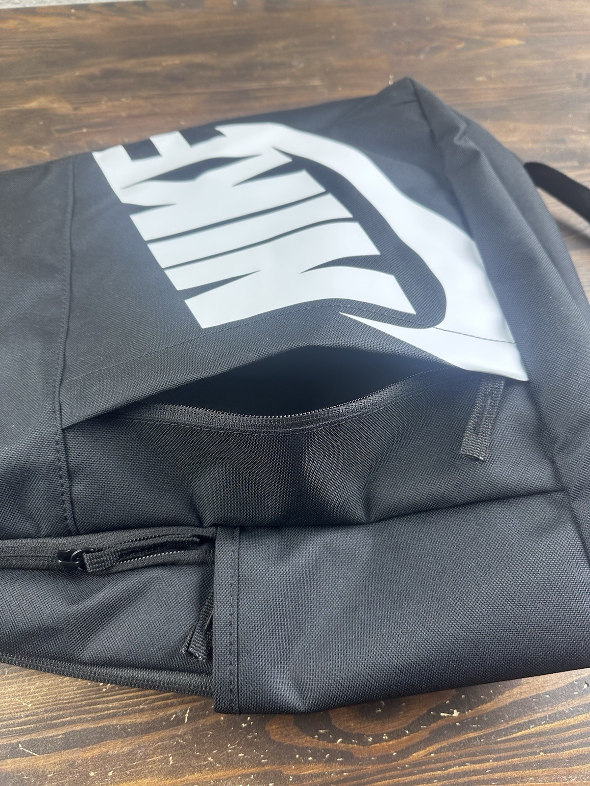 NEW Nike Elemental Backpack School Gym Book Bag (DD0559-010) Black / White NWT
