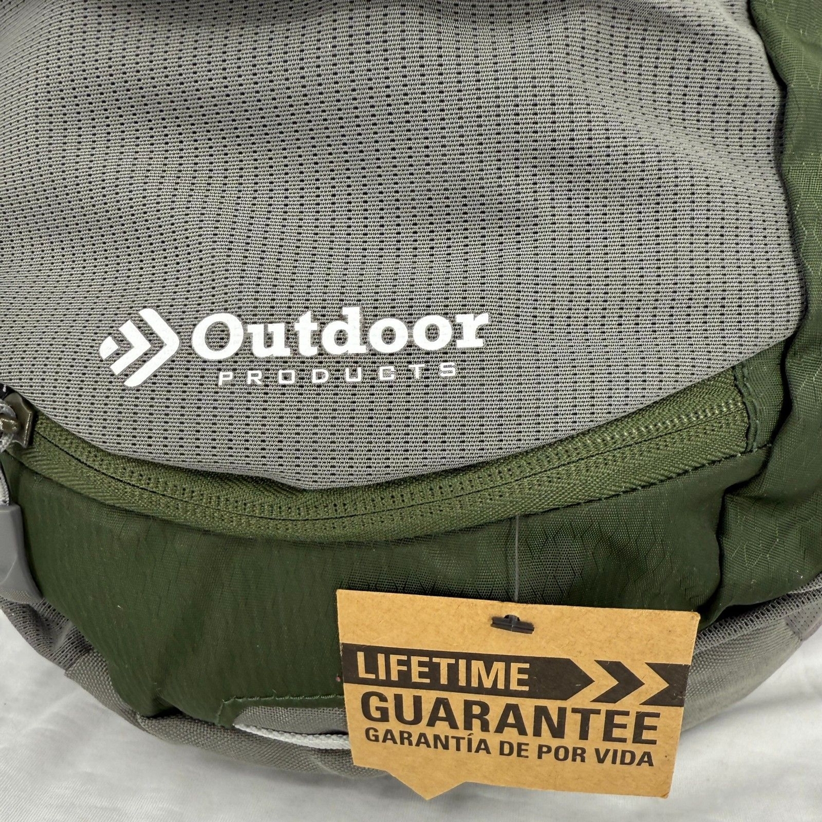 Outdoor Products Trail Break 18 Ltr Hydration Backpack 3 liter reservoir NEW