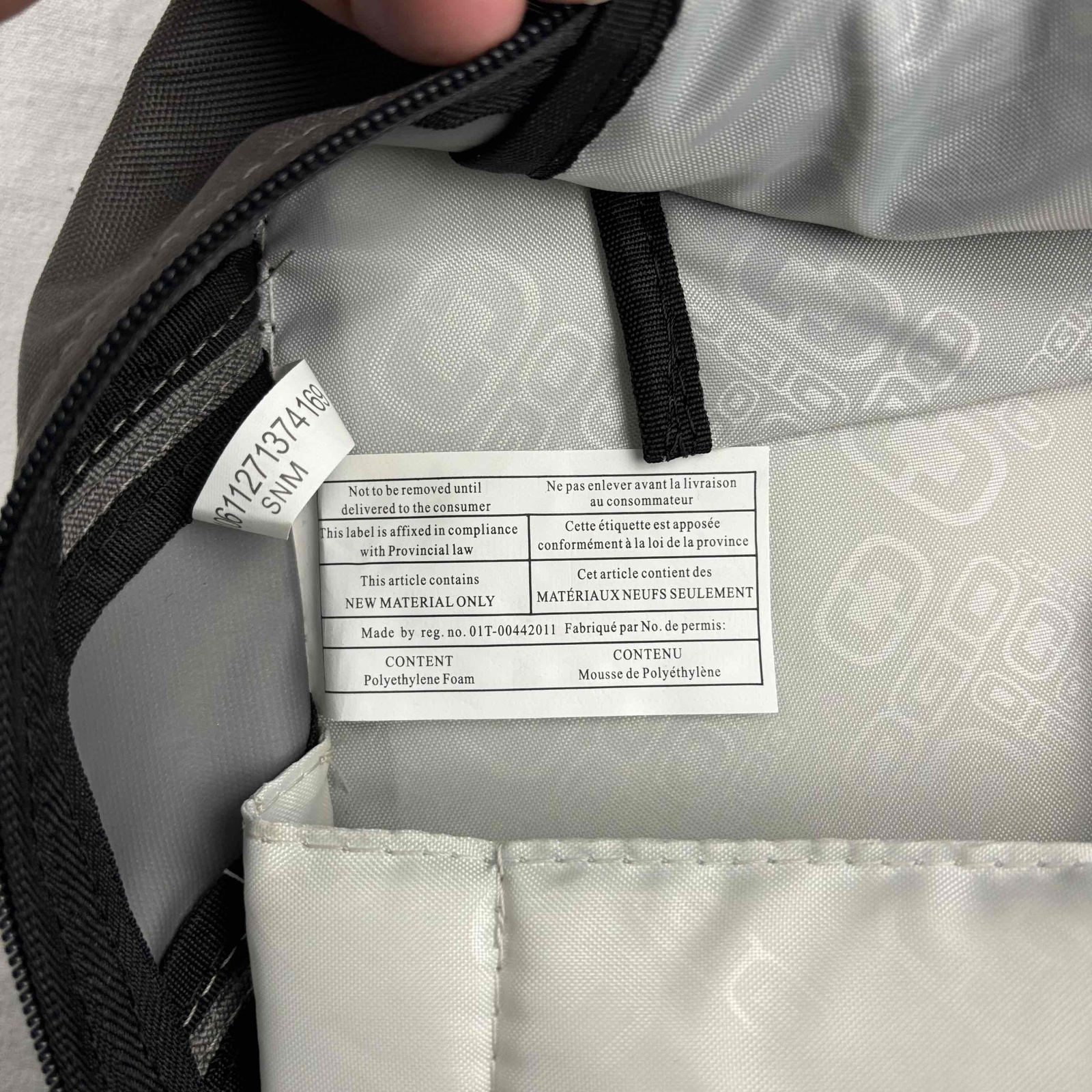 Ogio 8 TRE Backpack Black Audio Laptop Sleeve Organizer Panel Very Good xSpin