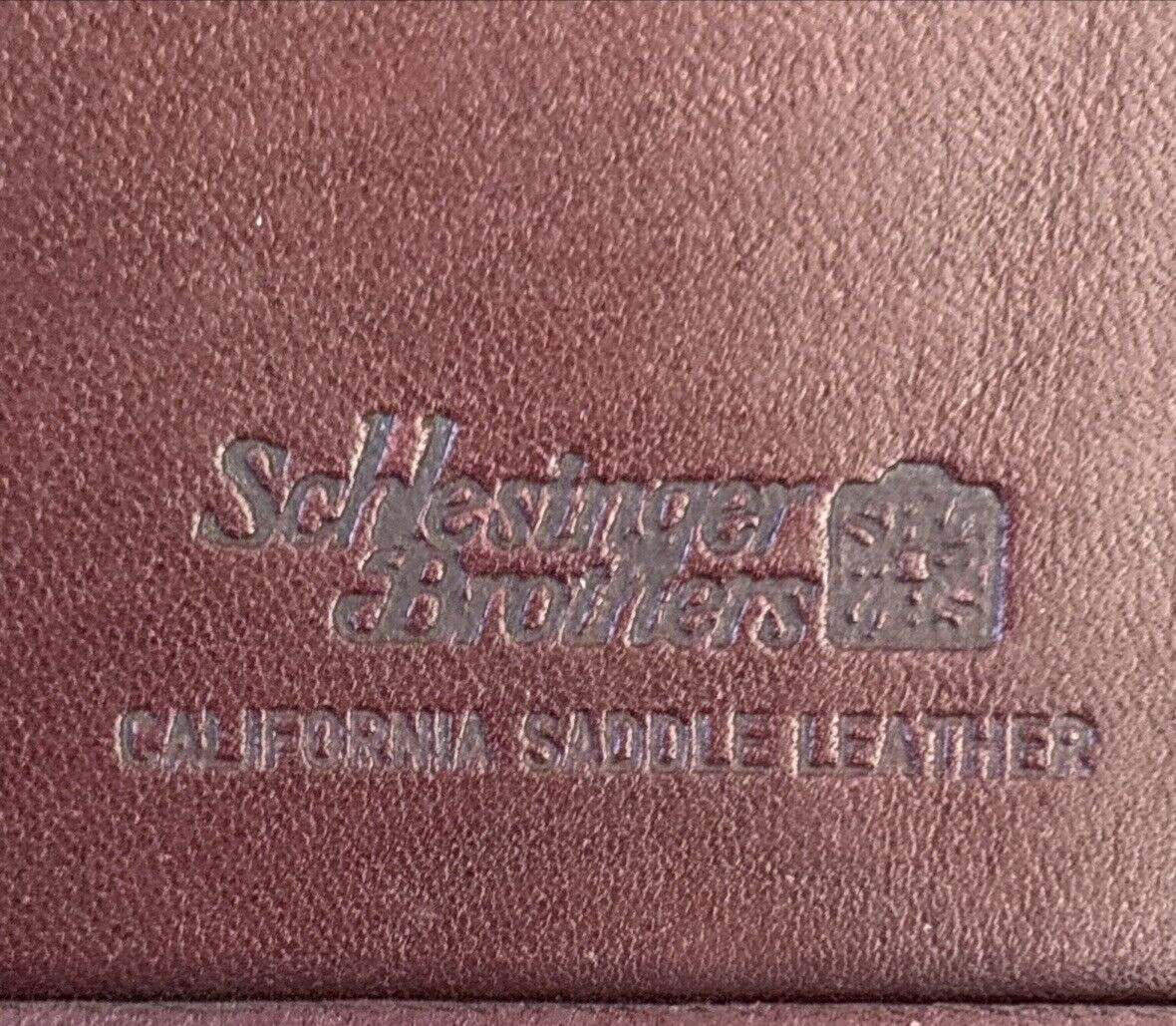 Vintage Schlesinger Approx 17″ CA Saddle Leather Briefcase Zip Folio