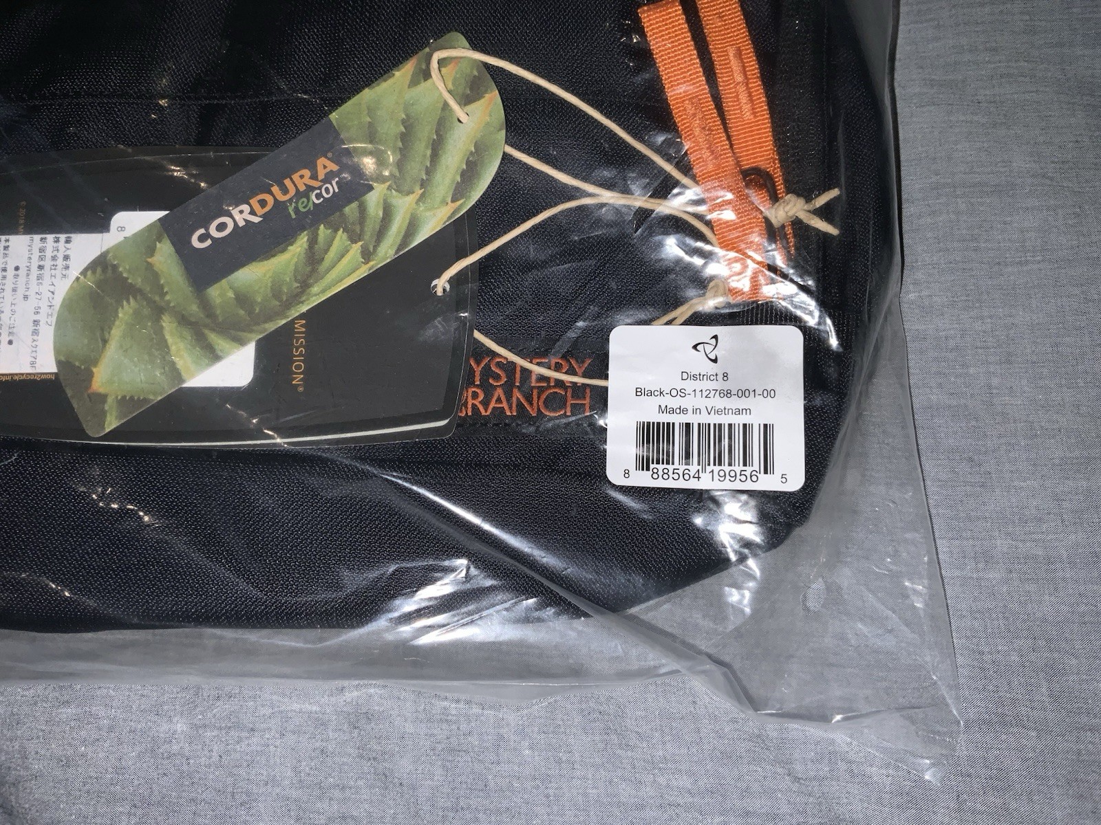 MYSTERY RANCH DISTRICT 8L BLACK Shoulder Bag 112768-001 Black New From Japan