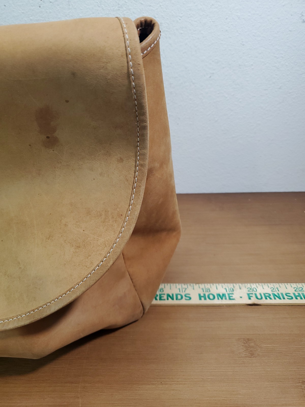 EDDIE BAUER Mens Thick Saddle Leather Tote Briefcase Messenger Bag Mailbag USA