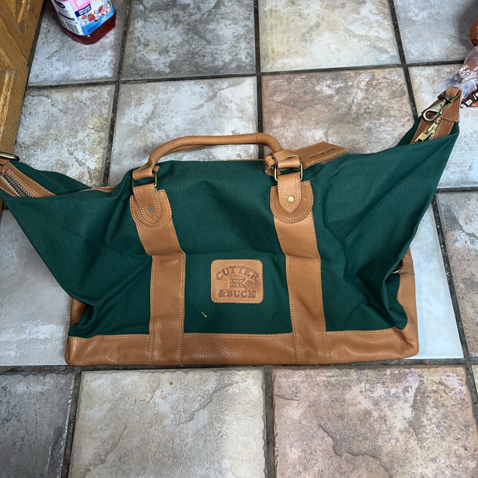 NWT Cutter & Buck 22” Canvas Leather Duffel Travel Weekend Bag YKK ZIPPER, Lock