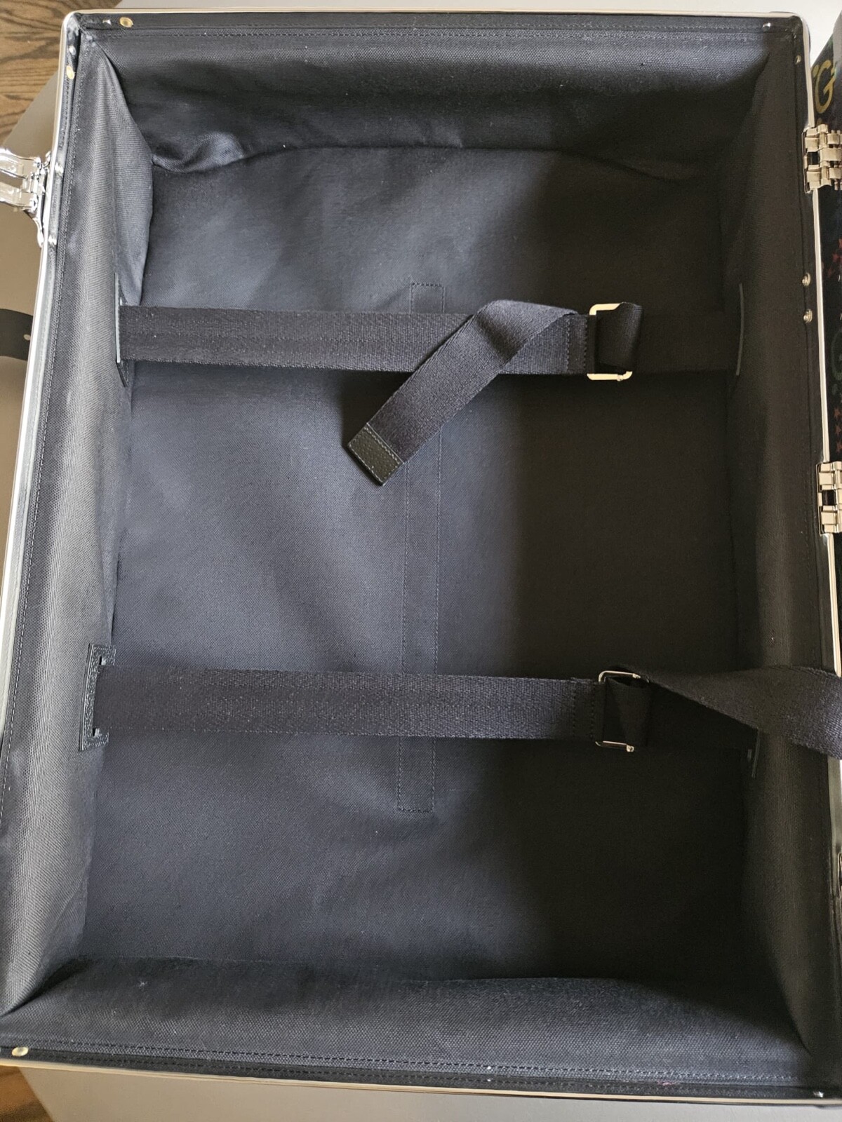 Gucci x Globe-Trotter Psychedelic Trolley w/ Dust Cover + Luggage Tag; Awesome!
