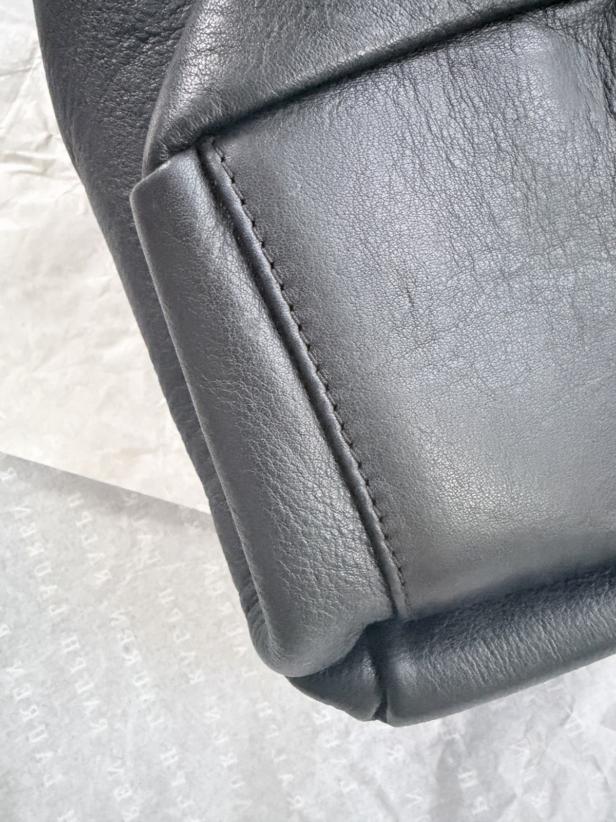 Clarks Genuine Leather Professional Satchel – Classic Black Business Work Bag