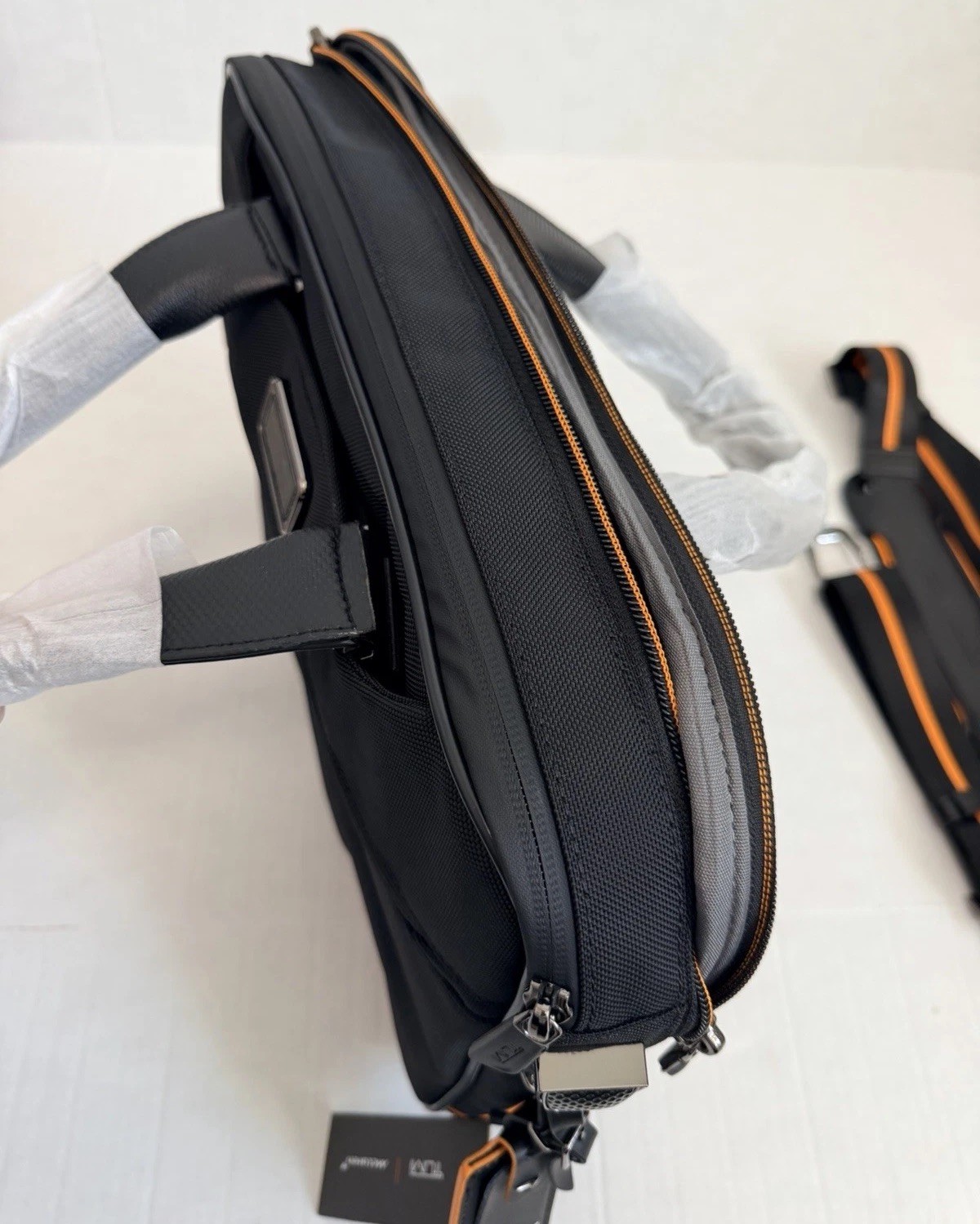 TUMI I MCLAREN Axle Slim Brief
