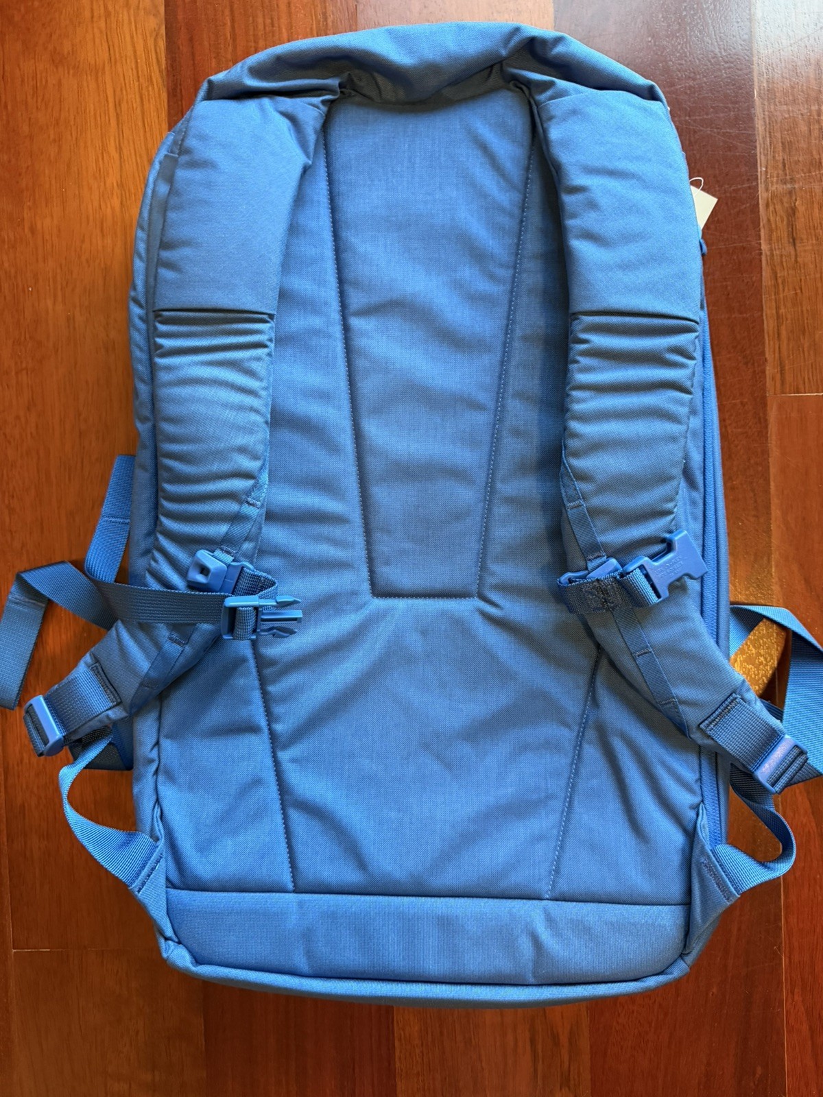 Evergoods CPL28 Signal Blue (CIVIC PANEL LOADER 28L V2) (New With Tag)