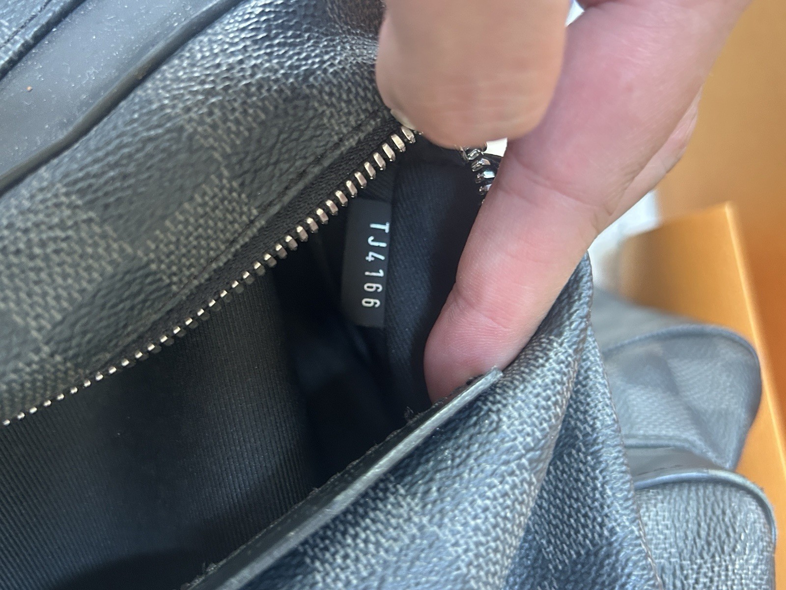 Louis Vuitton Men’s Backpack Graphite Josh w Box & Receipt