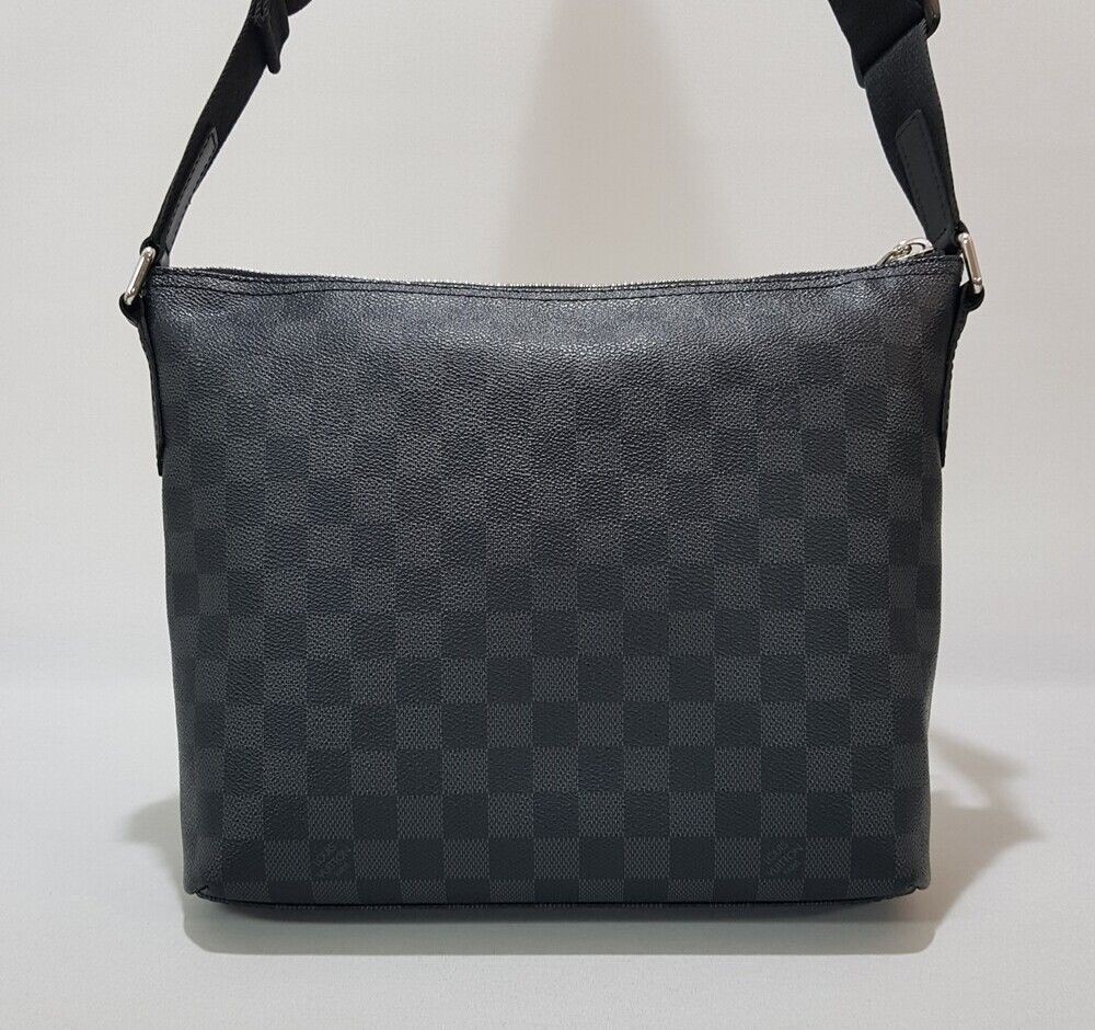 Louis Vuitton Damier Graphite Mixed Shoulder Crossbody PM 146352321