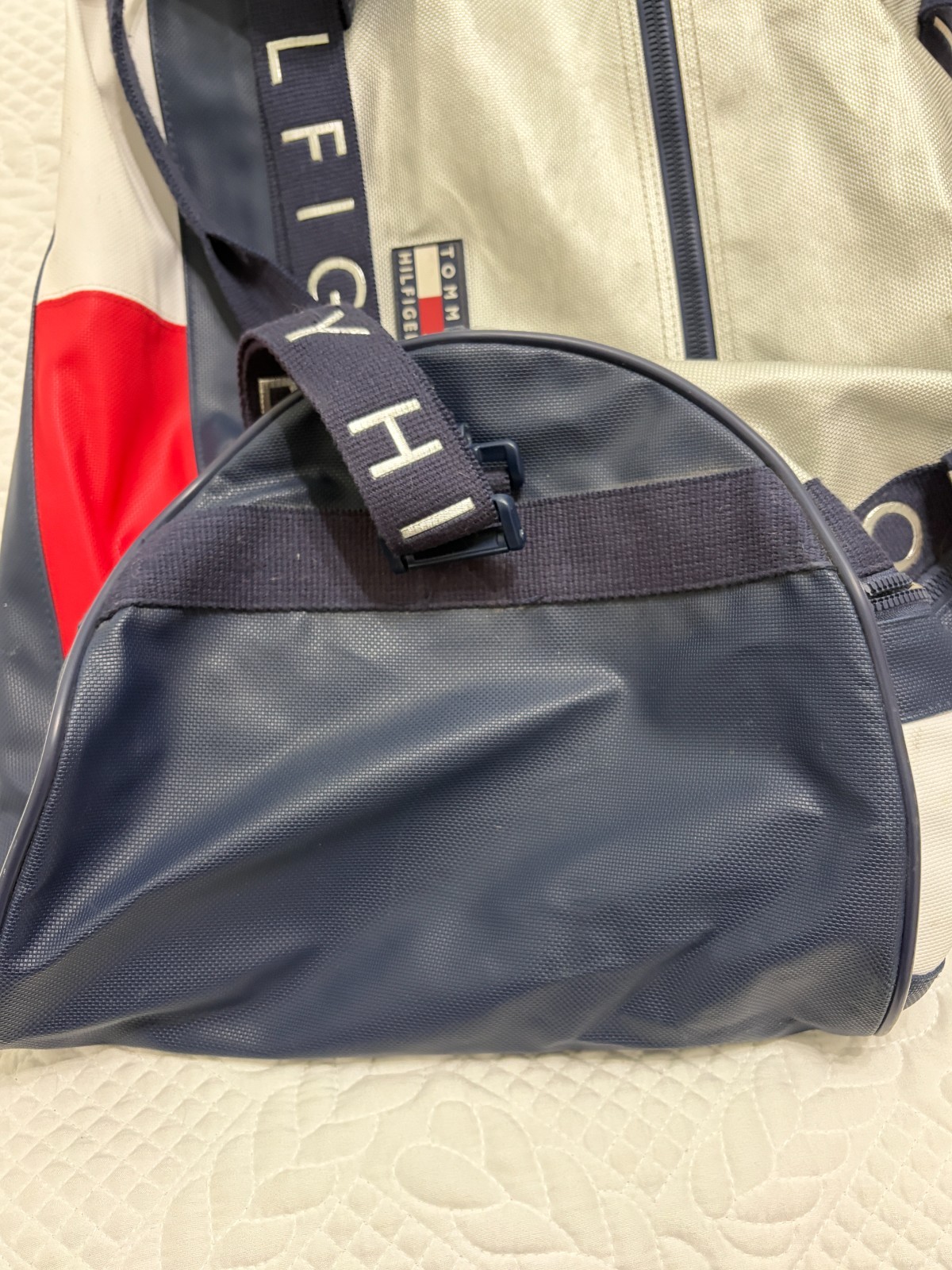 Tommy Hilfiger Duffle Bag HUGE!! Large Travel Gym Sports Holdall Navy Red White