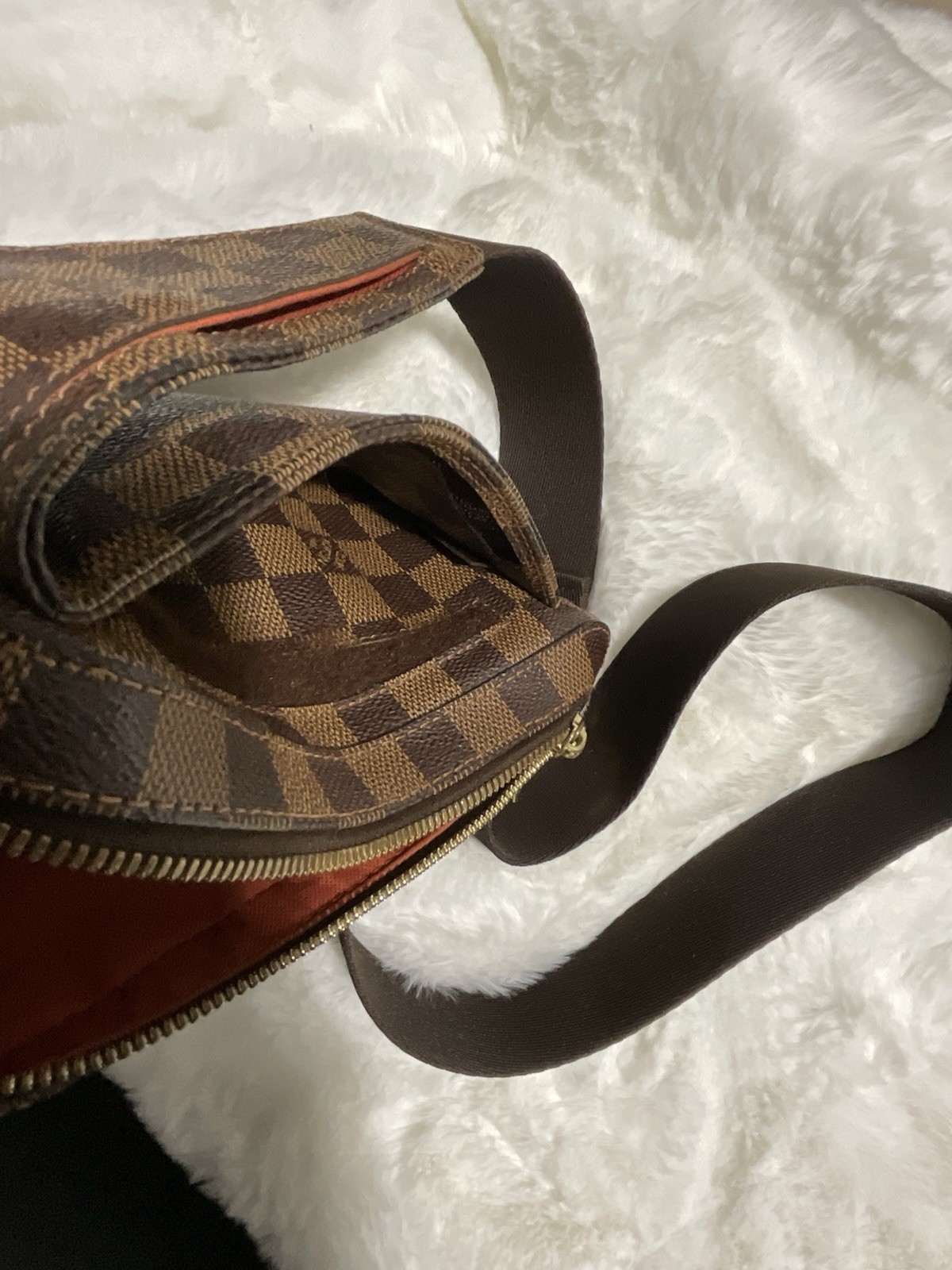 Louis Vuitton Damier Checkered Brown Crossbody Bag Zip Closure Adjustable Strap