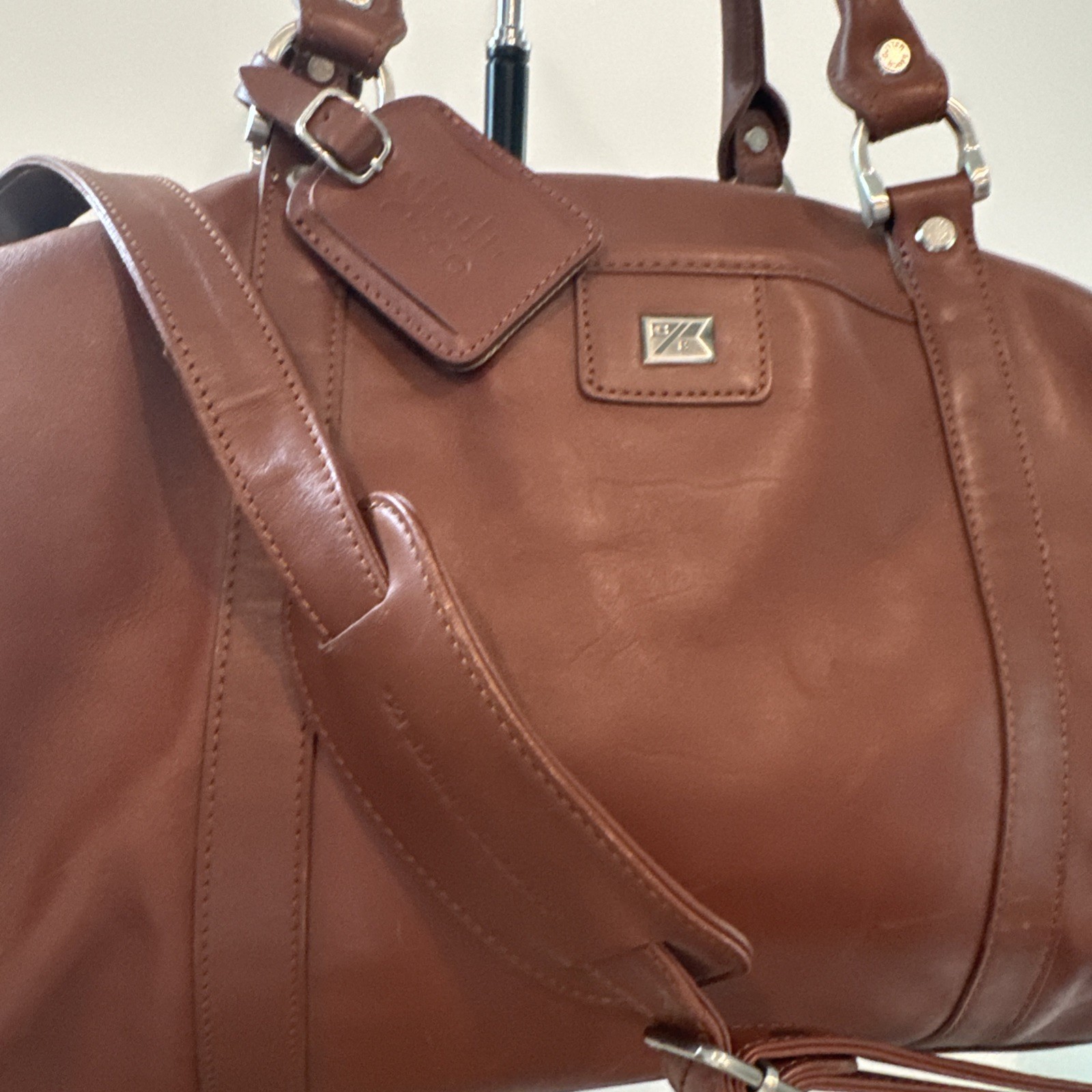 Excellent Cutter & Buck Large 19″ Brown Leather Weekender Duffel Travel Bag