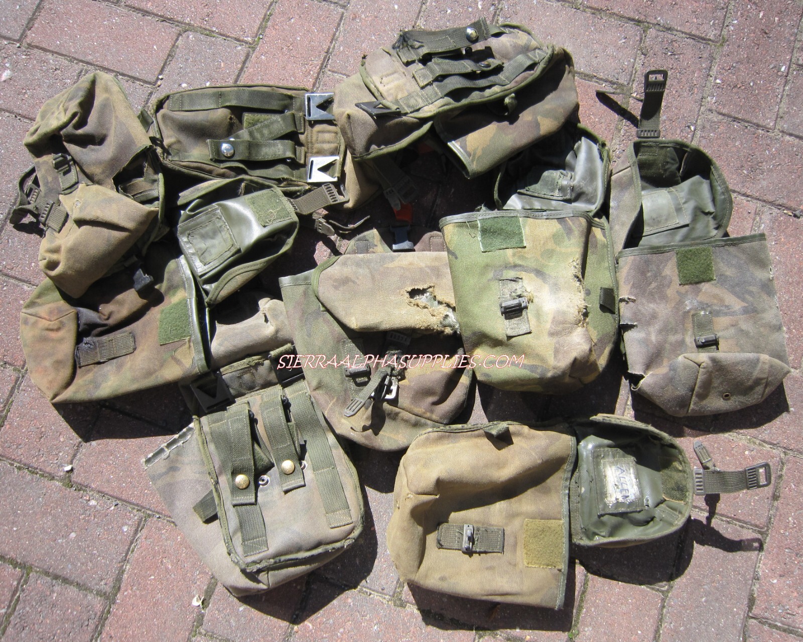 UK BRITISH ARMY SURPLUS ISSUE DPM IRR PLCE UTILITY WEBBING POUCH,AMMO,MAGAZINE