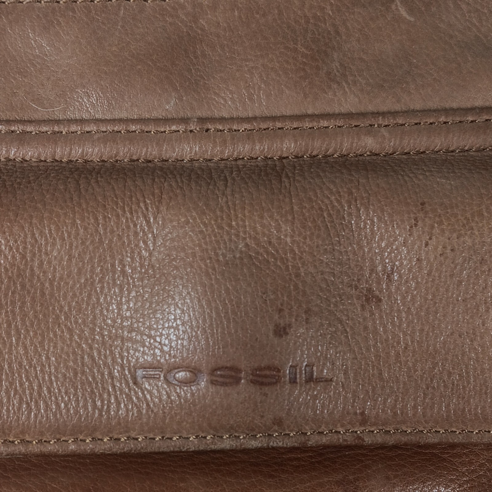 Fossil Brown Crossbody Bag Zip Closure Adjustable Strap Multi-Zip Compartments