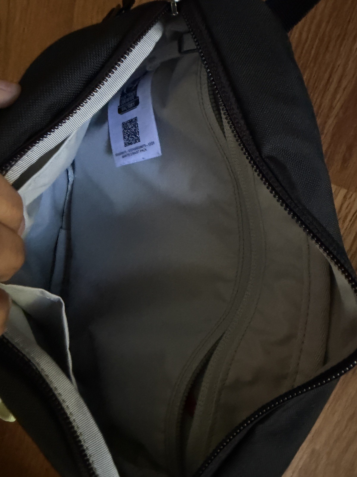 Arc’teryx Mantis 2 Waist Pack 2.5L Black II Fanny Crossbody Travel Sling Bag NWT