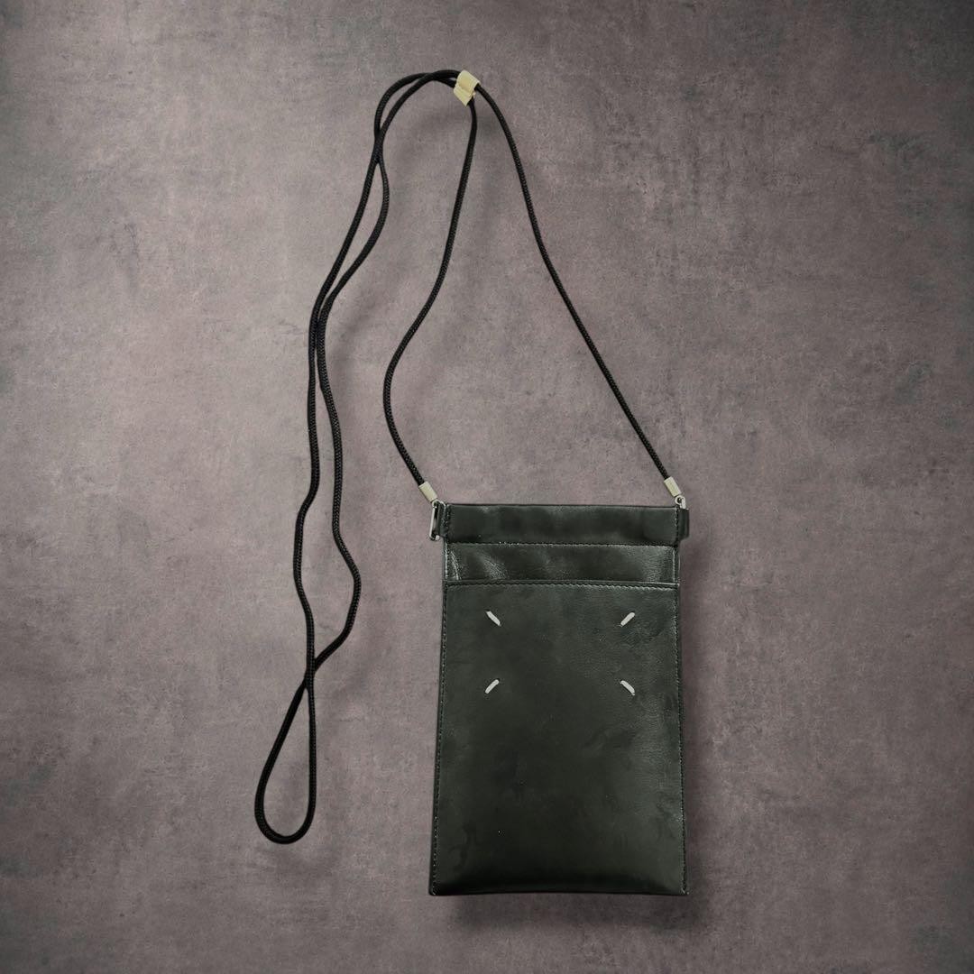 Maisonmargiela4 Stitch Leather Phone Pouch Smartphone Shoulder Made In Italy Men