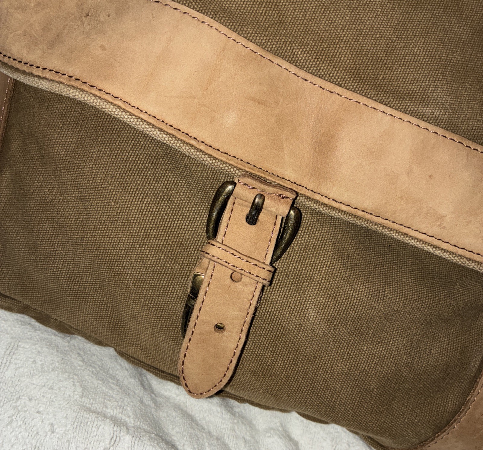 LL Bean VTG Canvas Messenger Flap Field Bag Brown Leather Trim Crossbody