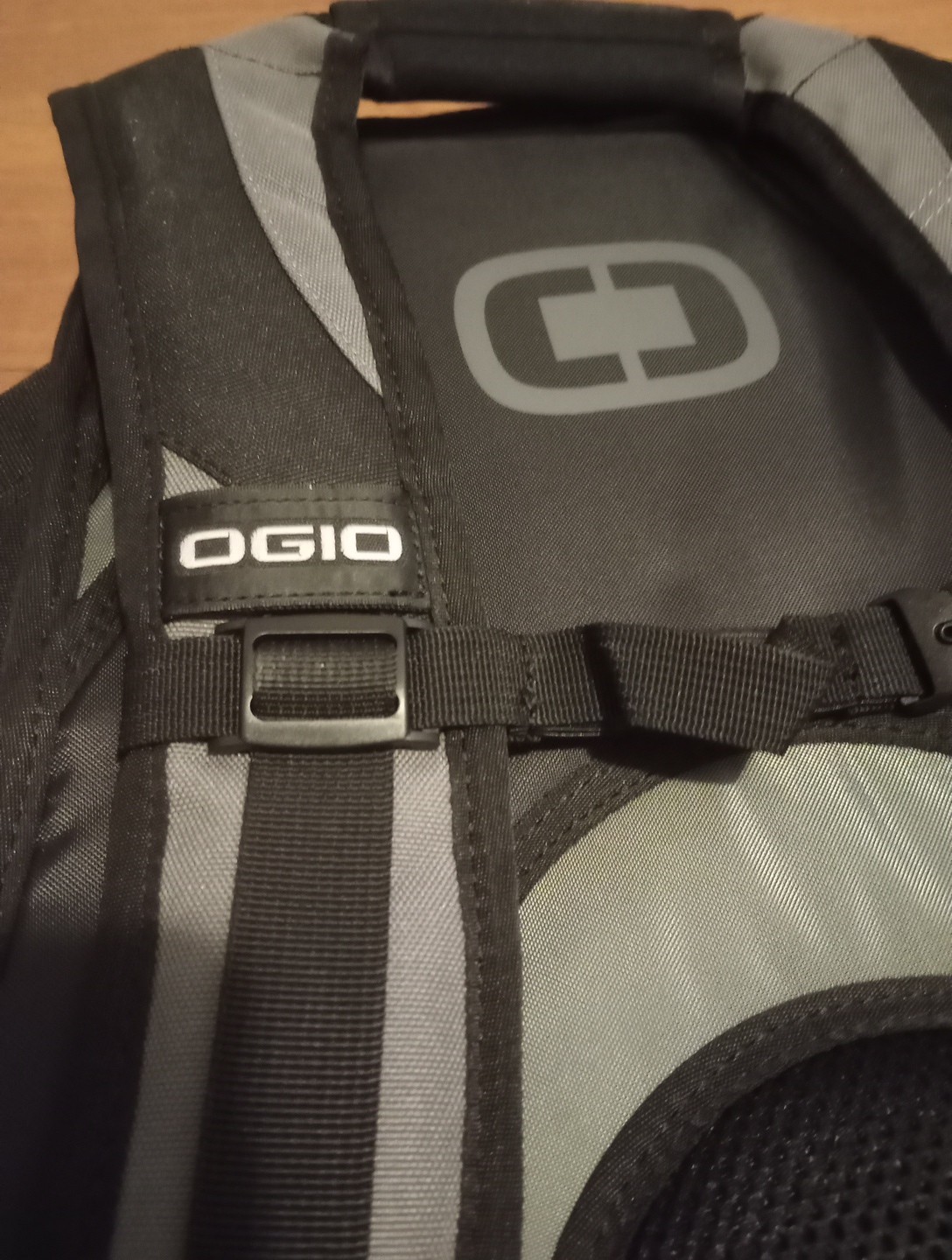 Black Ogio Crescent Backpack Brand New With Tags W/Audio Pocket