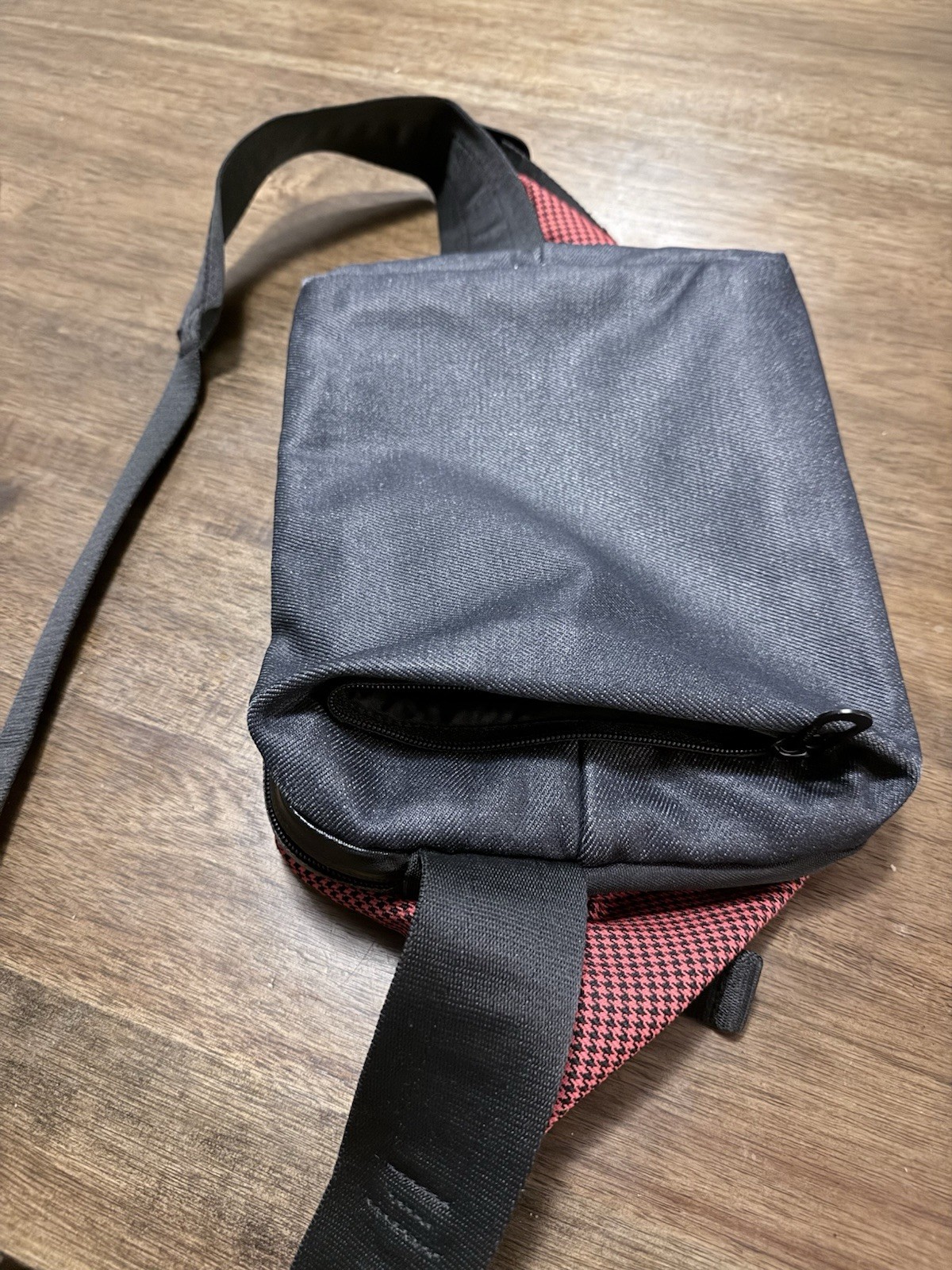 Cote Ciel Isarau Sling bag S
