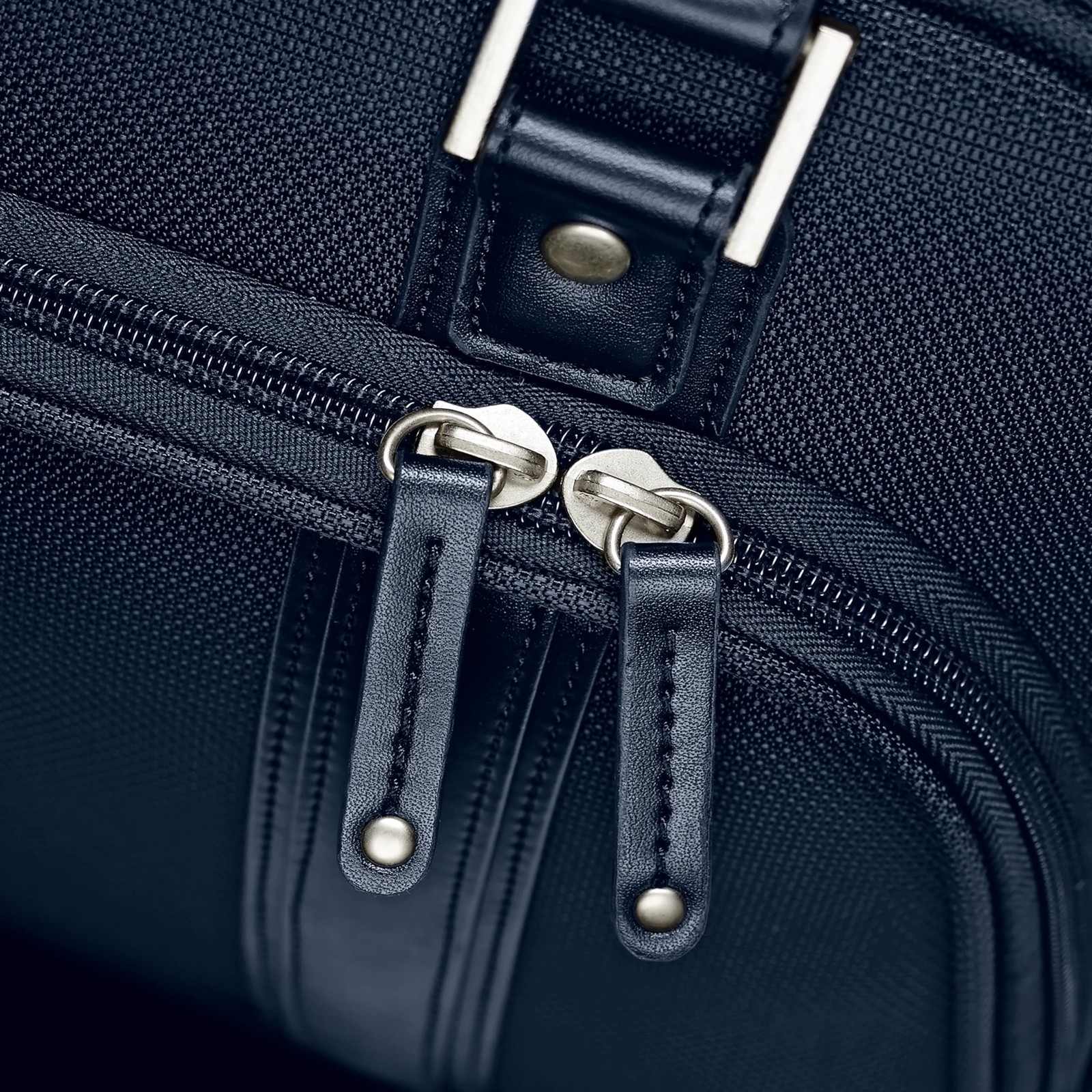 Samsonite Luggage Women’s Spinner Mobile Office Midnight Blue One Size U31