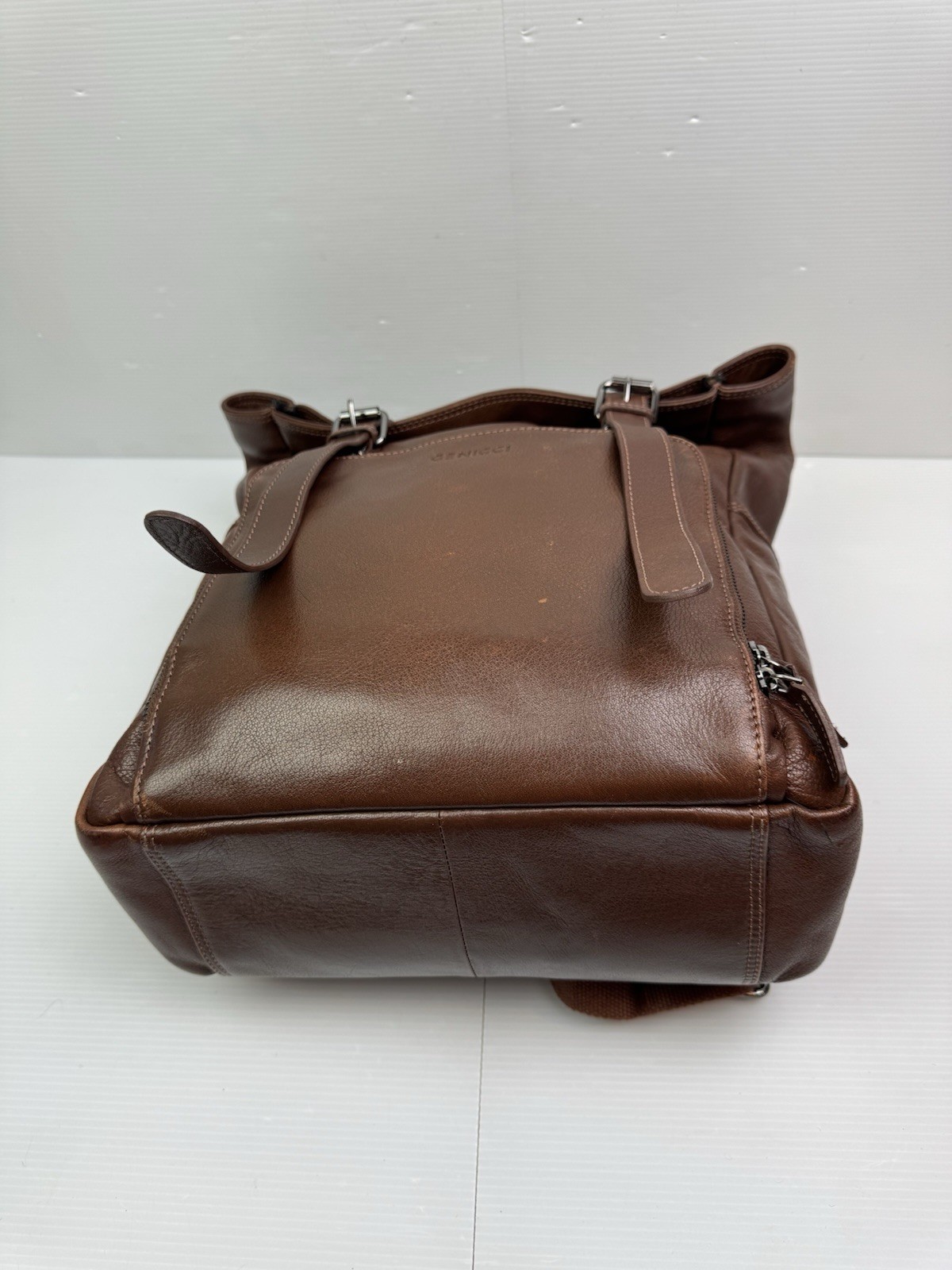 Genicci Cognac Jason Roll Top 15″ Laptop Unisex Leather Backpack READ FLAWS