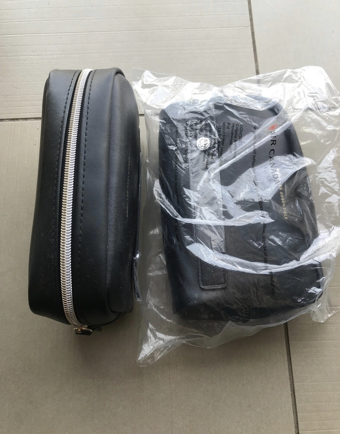 Want Les Essentiels De La Vie Midway Travel Pouch x Air Canada VERY RARE