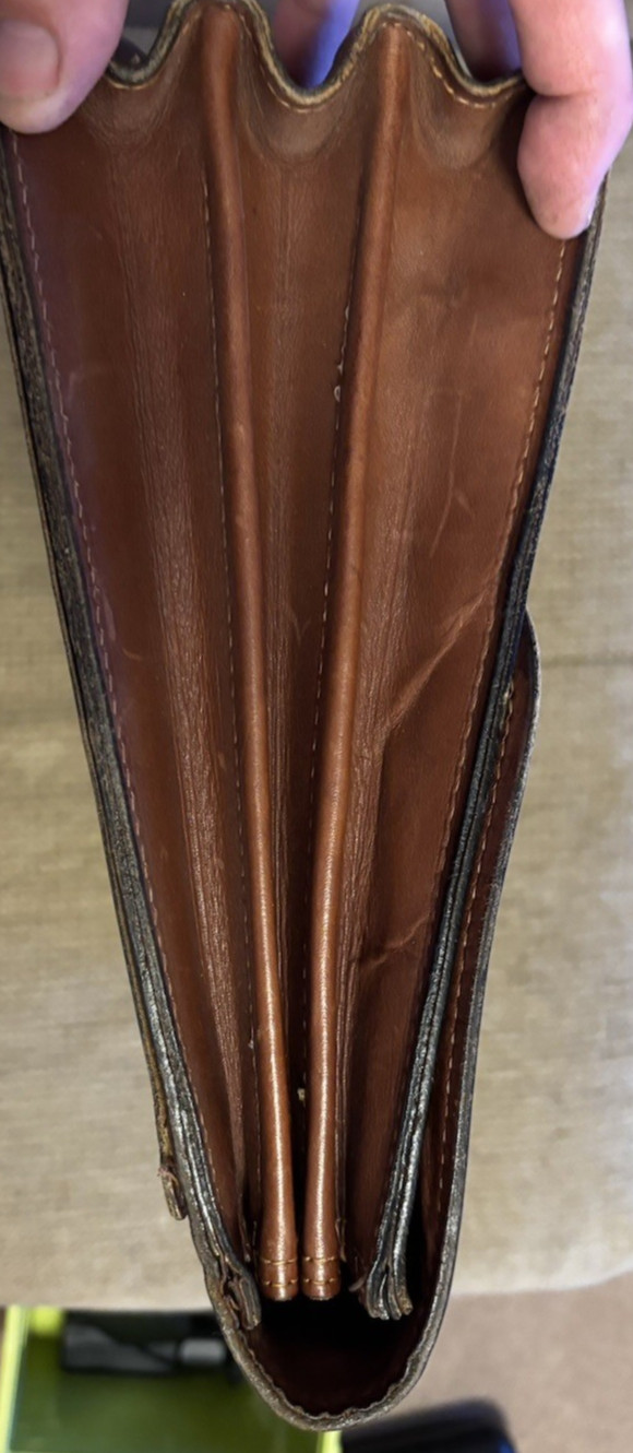 Schlesinger Lawyers Briefcase Casesetter California Saddle Leather VTG 1970’s