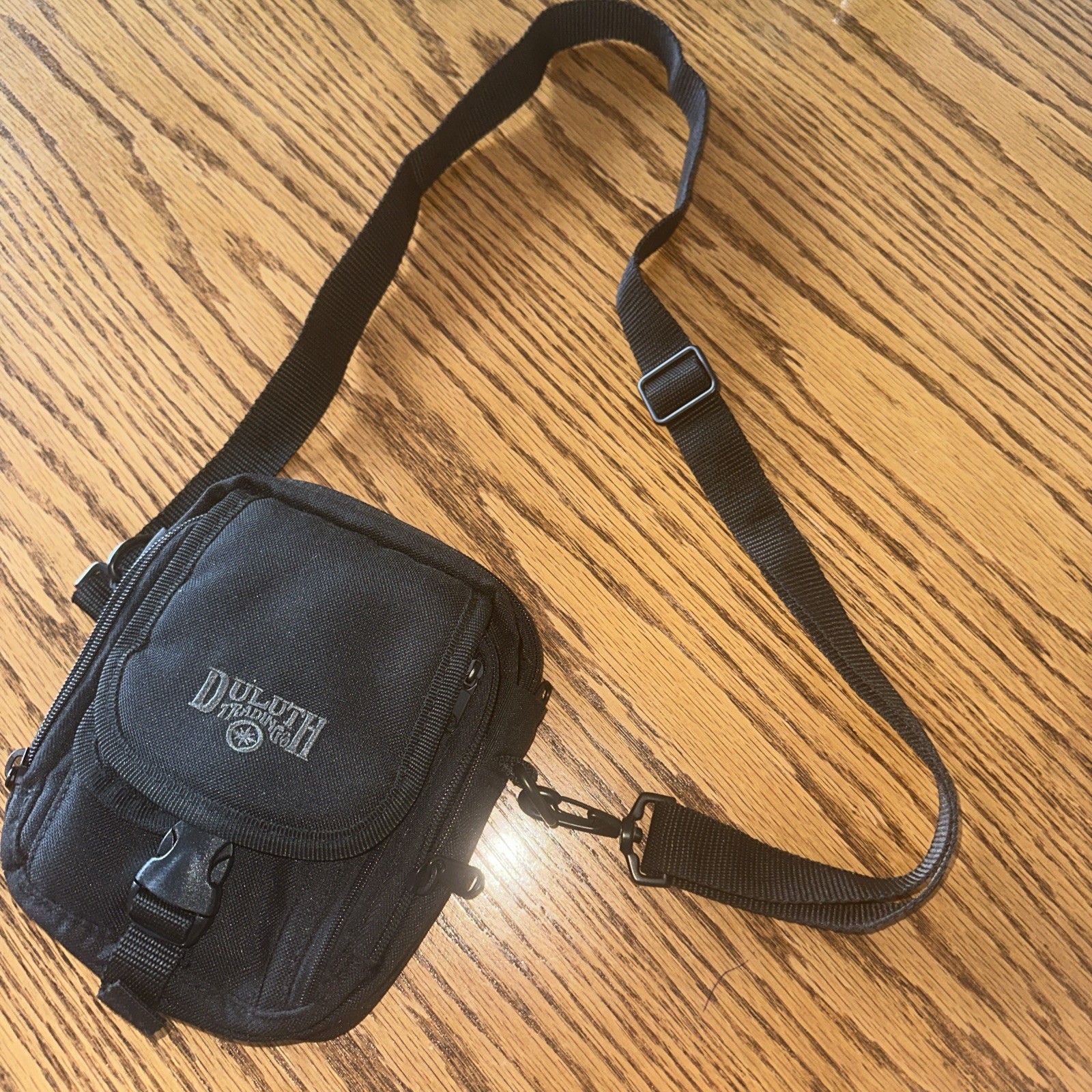 Duluth Trading Co. Canvas CrossBody Travel Style Shoulder/Waist Bag Blk NWOT!!