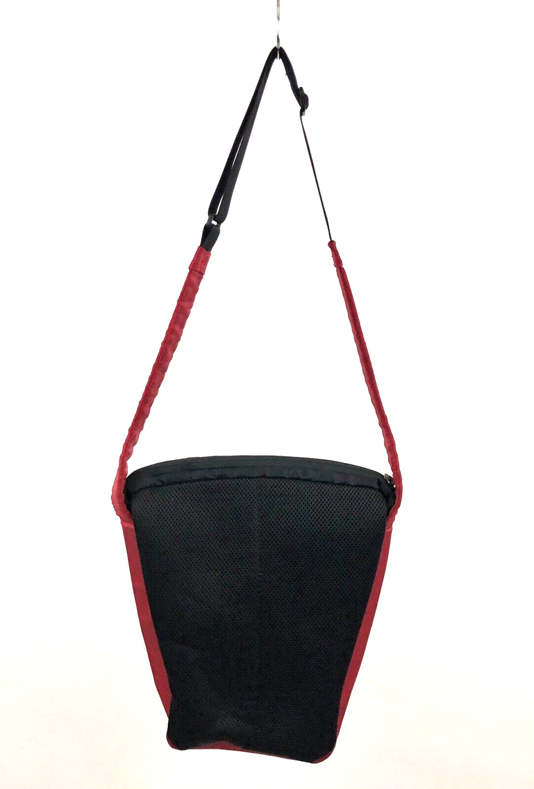 Victorinox Shoulder Crossbody Bag Red Black Travel Outdoor Hiking Zip Closure