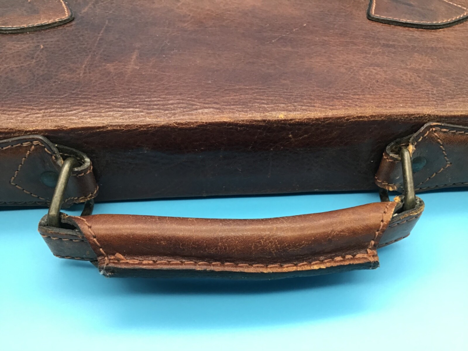 Renwick Brown/Tan Leather Briefcase Made in Canada Vintage 17 x 14 Inches