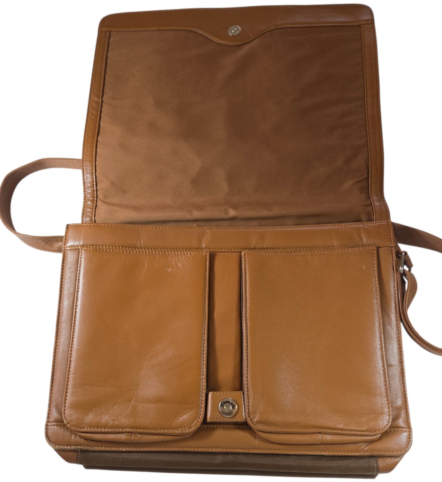 Wilson Leather Leather Messenger Bag Chestnut Pecan Camel Brown Warm