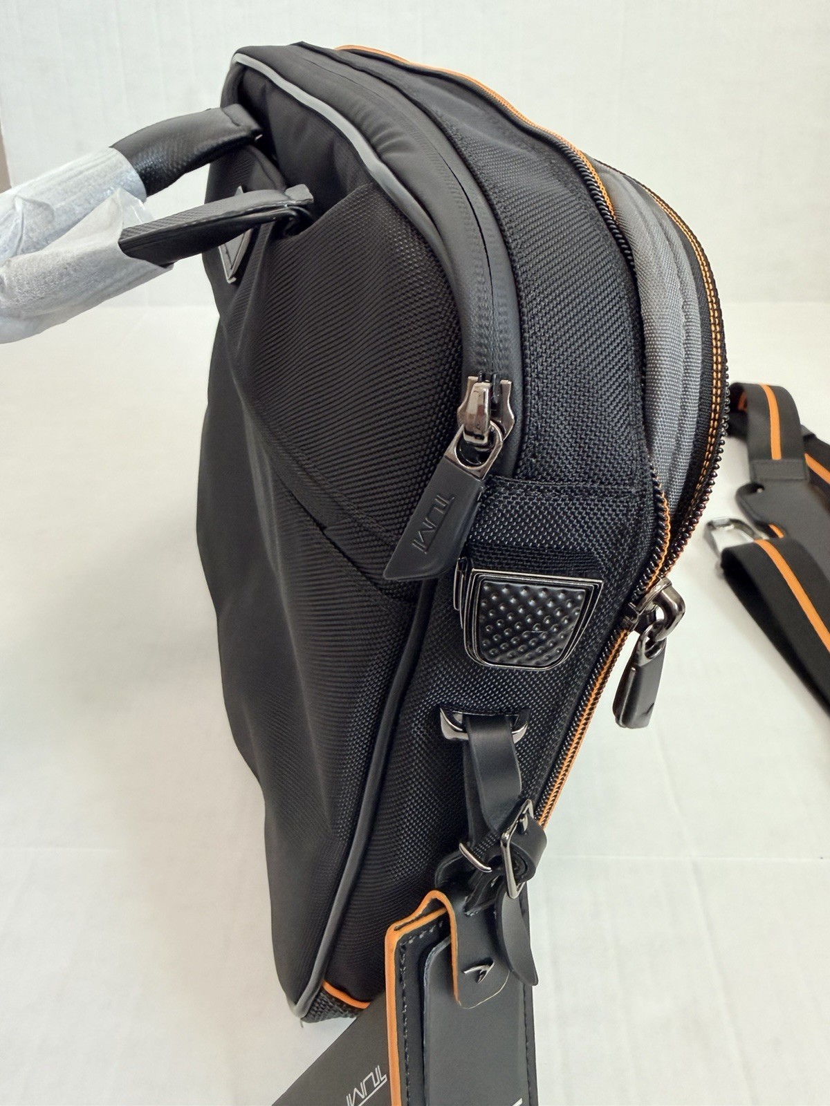 TUMI I MCLAREN Axle Slim Brief