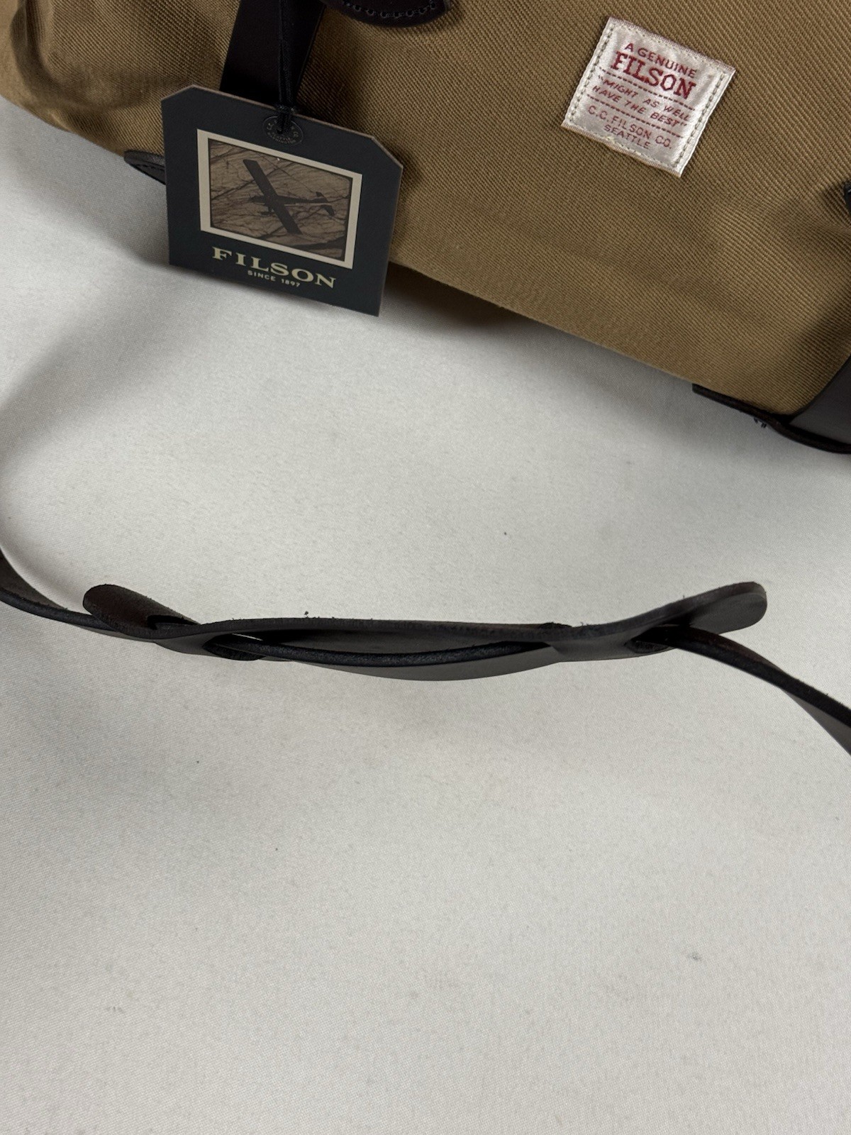 FILSON SMALL RUGGED TWILL DUFFLE BAG TAN NWT