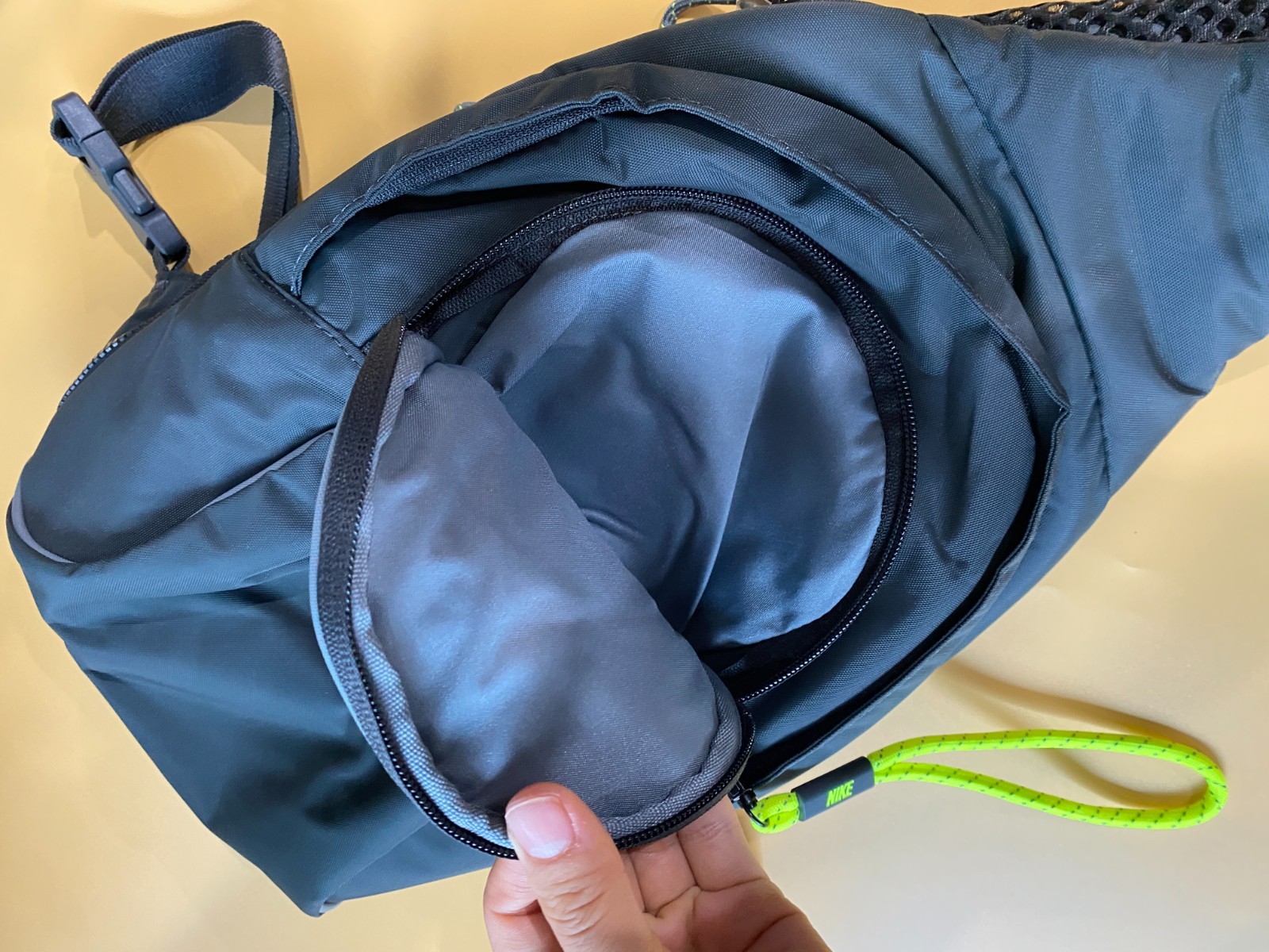 Nike Sportswear Essentials Sling Bag Unisex Lifestyle Crossbody Pack DJ9796-060