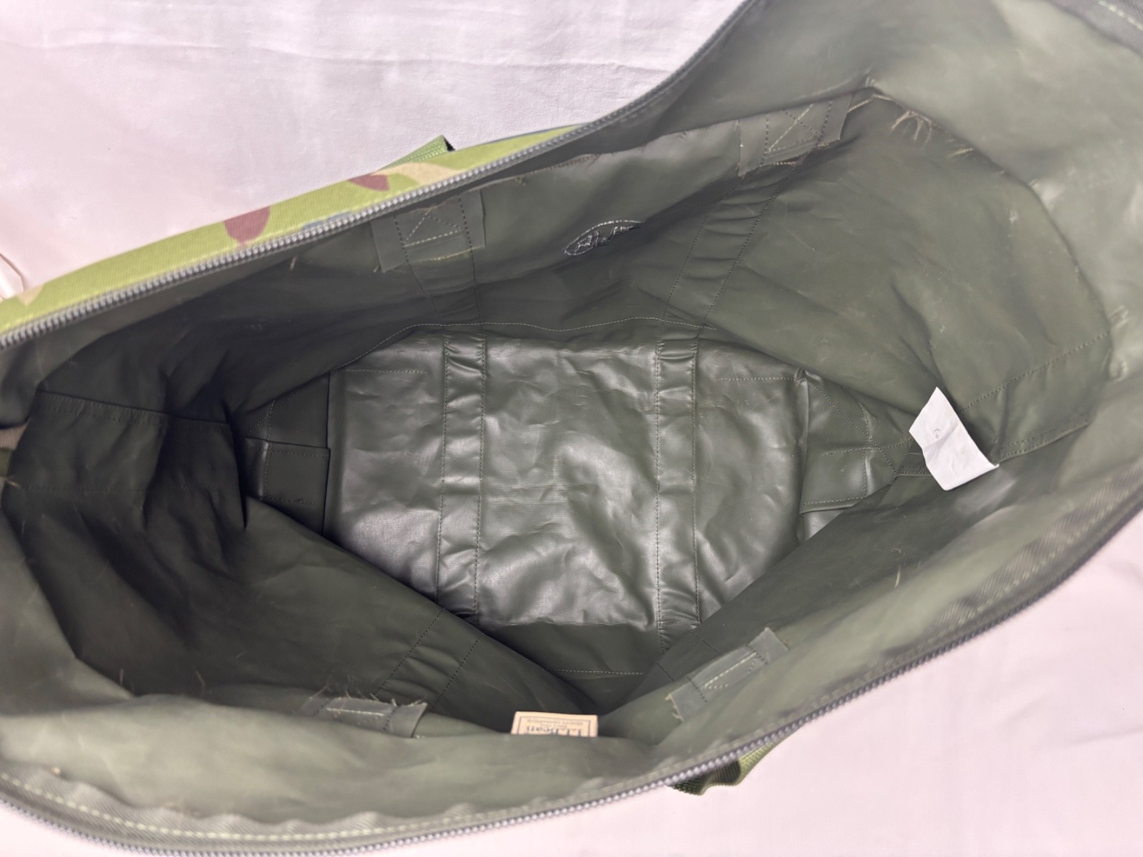 L.L. Bean Zip Hunter’s Camo Tote Bag Lined XL – NO STRAP & HAS INITIALS – Clean
