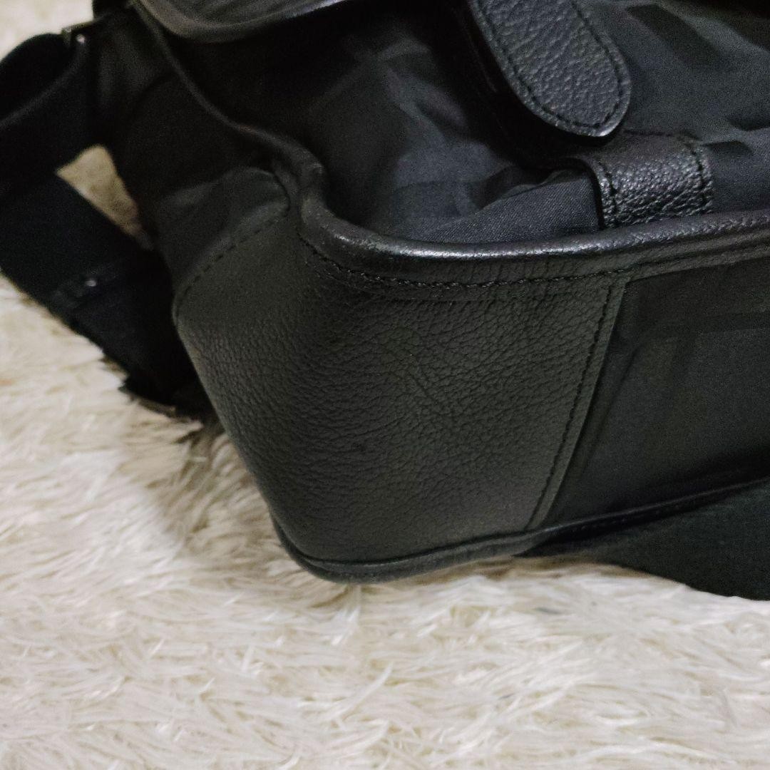 Burberry Black Label Shoulder Check Black From Japan